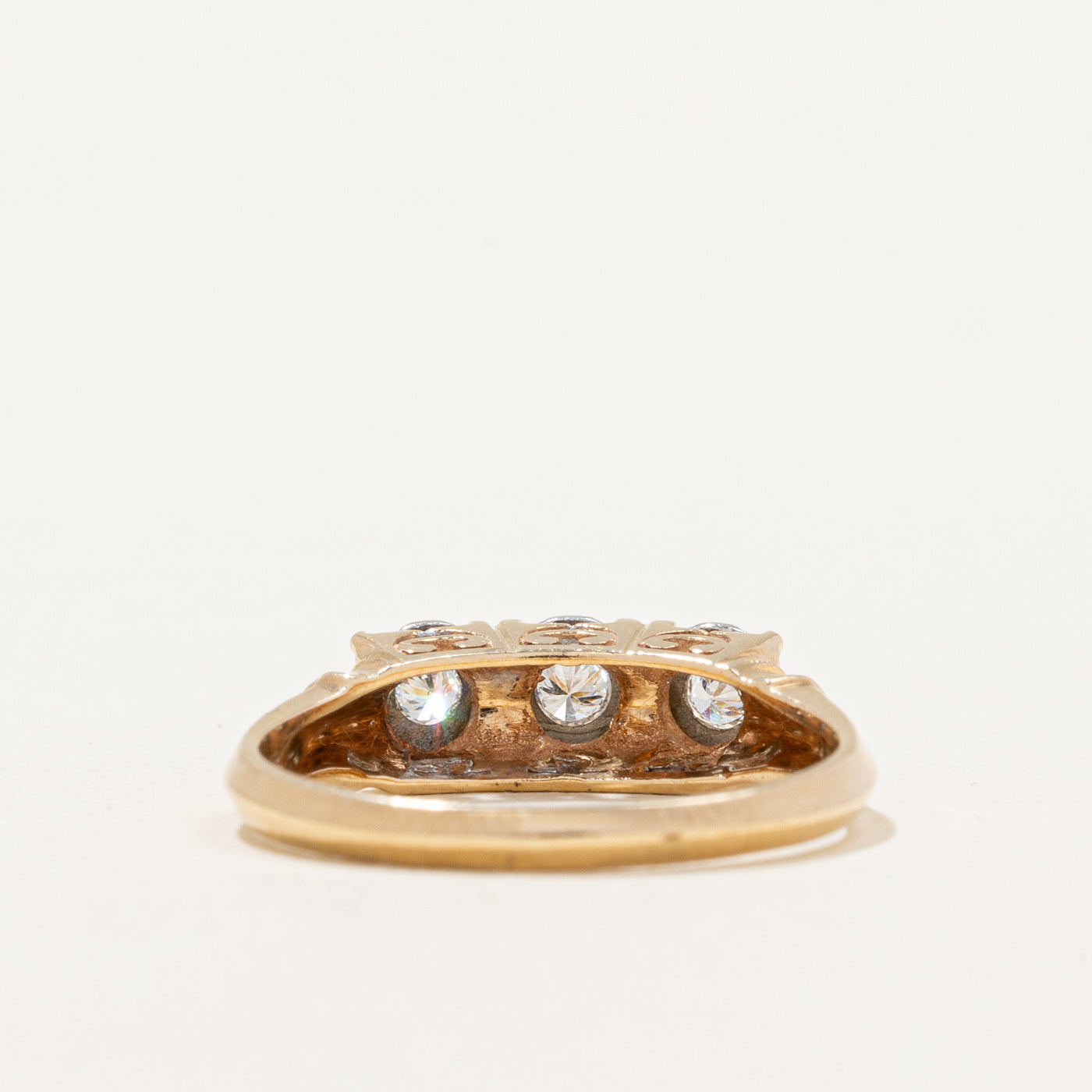 Three Stone Diamond Ring | 0.14ctw | SZ 6 |