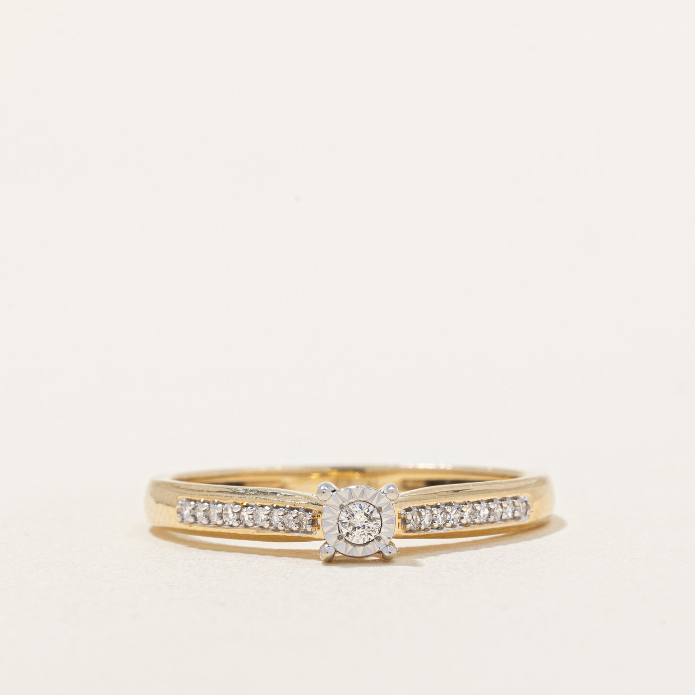Diamond Ring | 0.12ctw | SZ 7 |