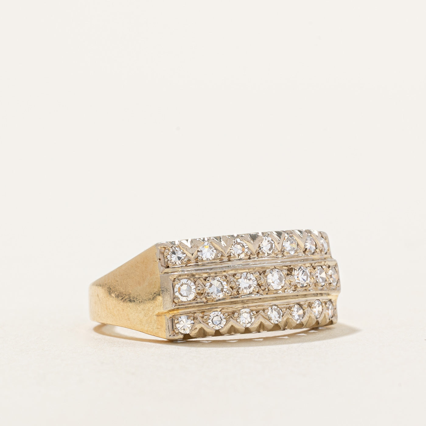 Illusion Set Diamond Ring | 0.35ctw | SZ 6.25 |