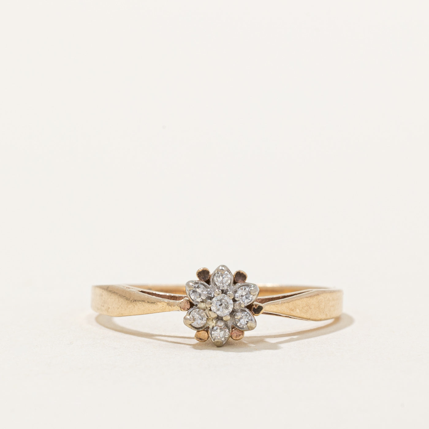 Diamond Petal Cluster Ring | 0.08ctw | SZ 6.25 |