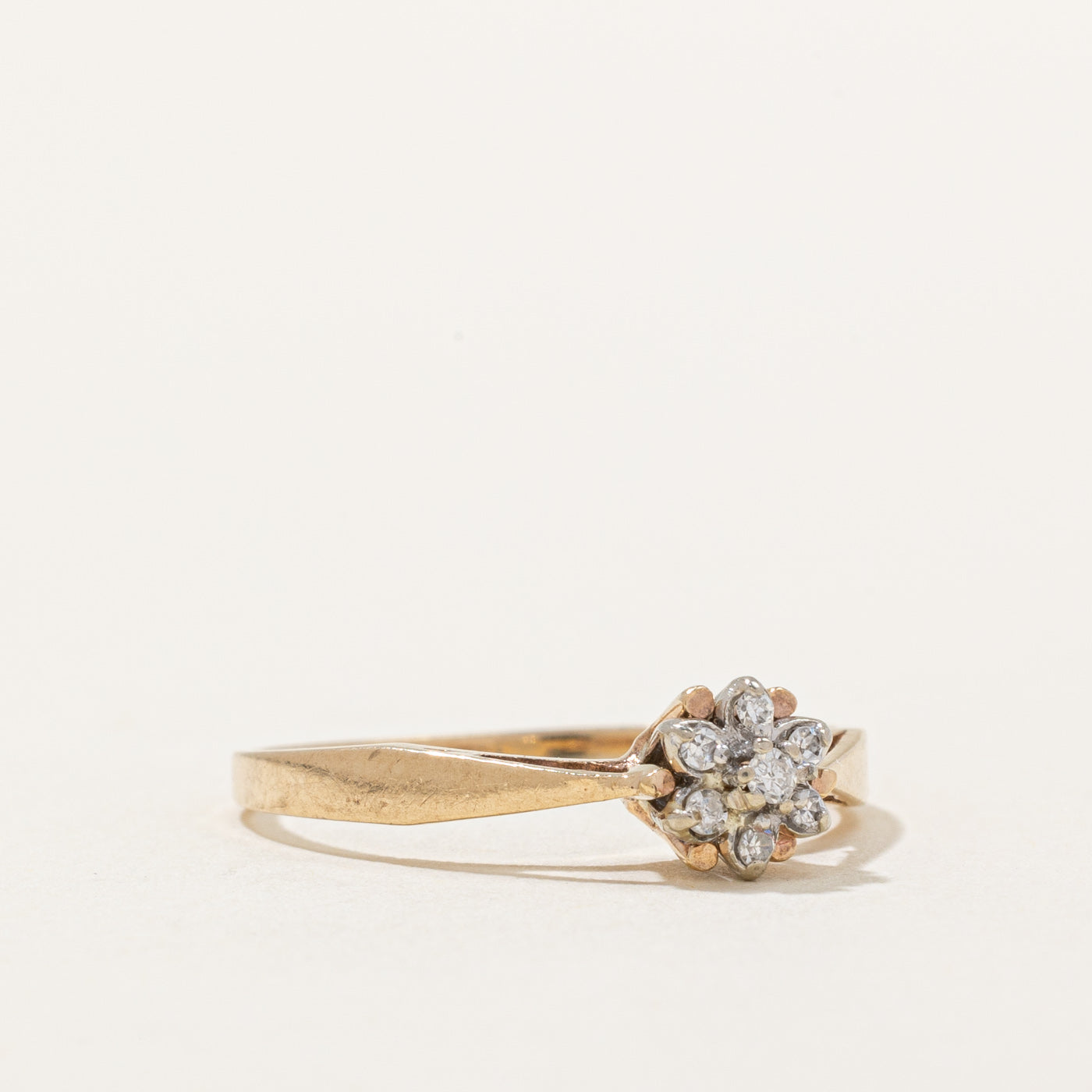 Diamond Petal Cluster Ring | 0.08ctw | SZ 6.25 |