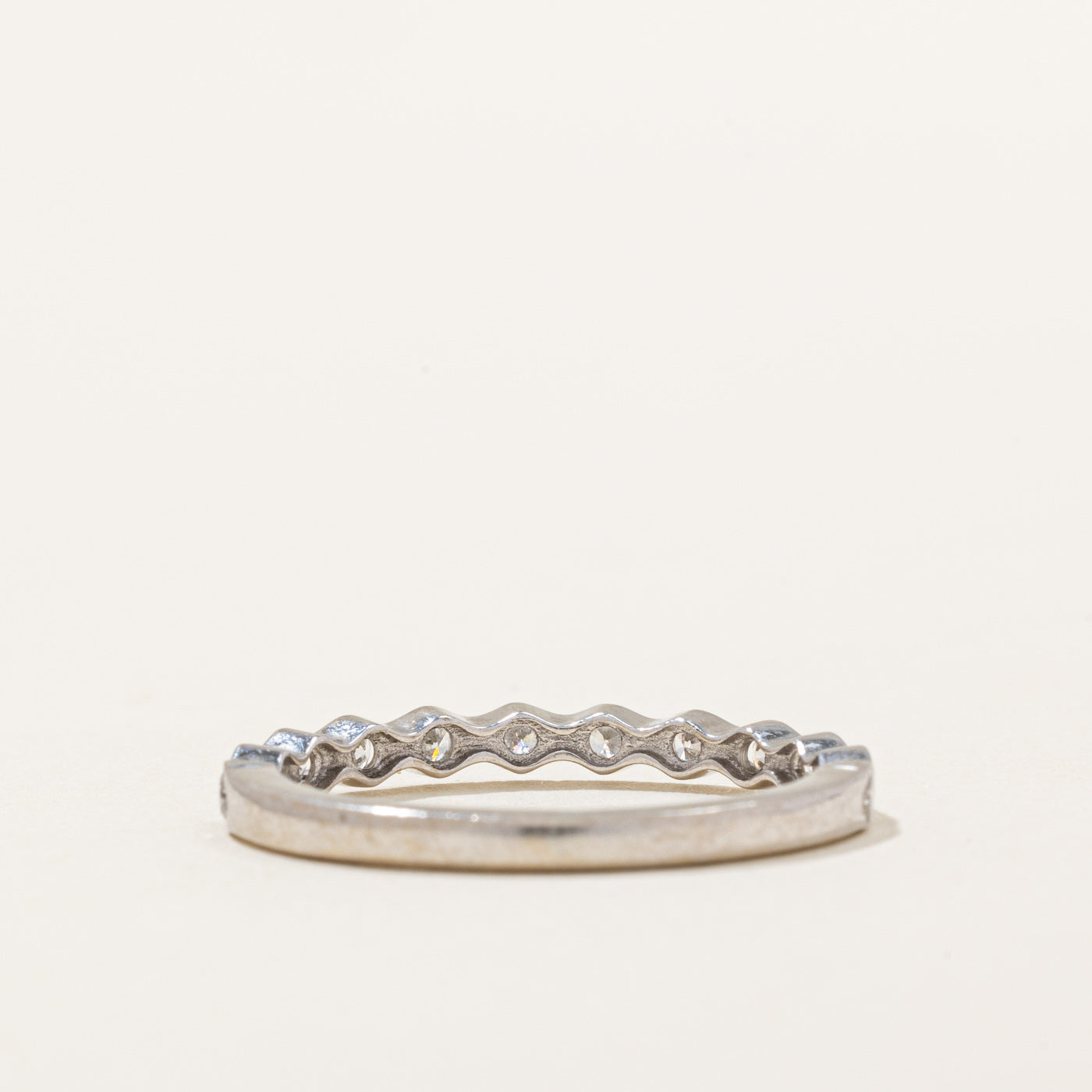 Semi Eternity Diamond Scalloped Band | 0.34ctw | 2.40mm | SZ 7.25 |