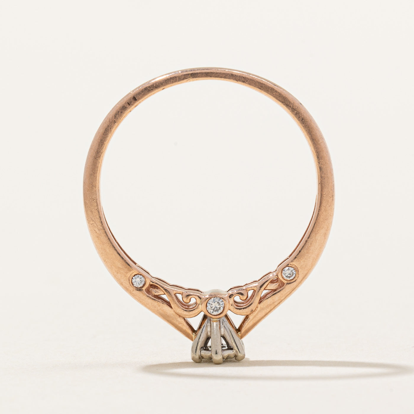 Illusion Set Diamond Ring | 0.06ctw | SZ 5.25 |