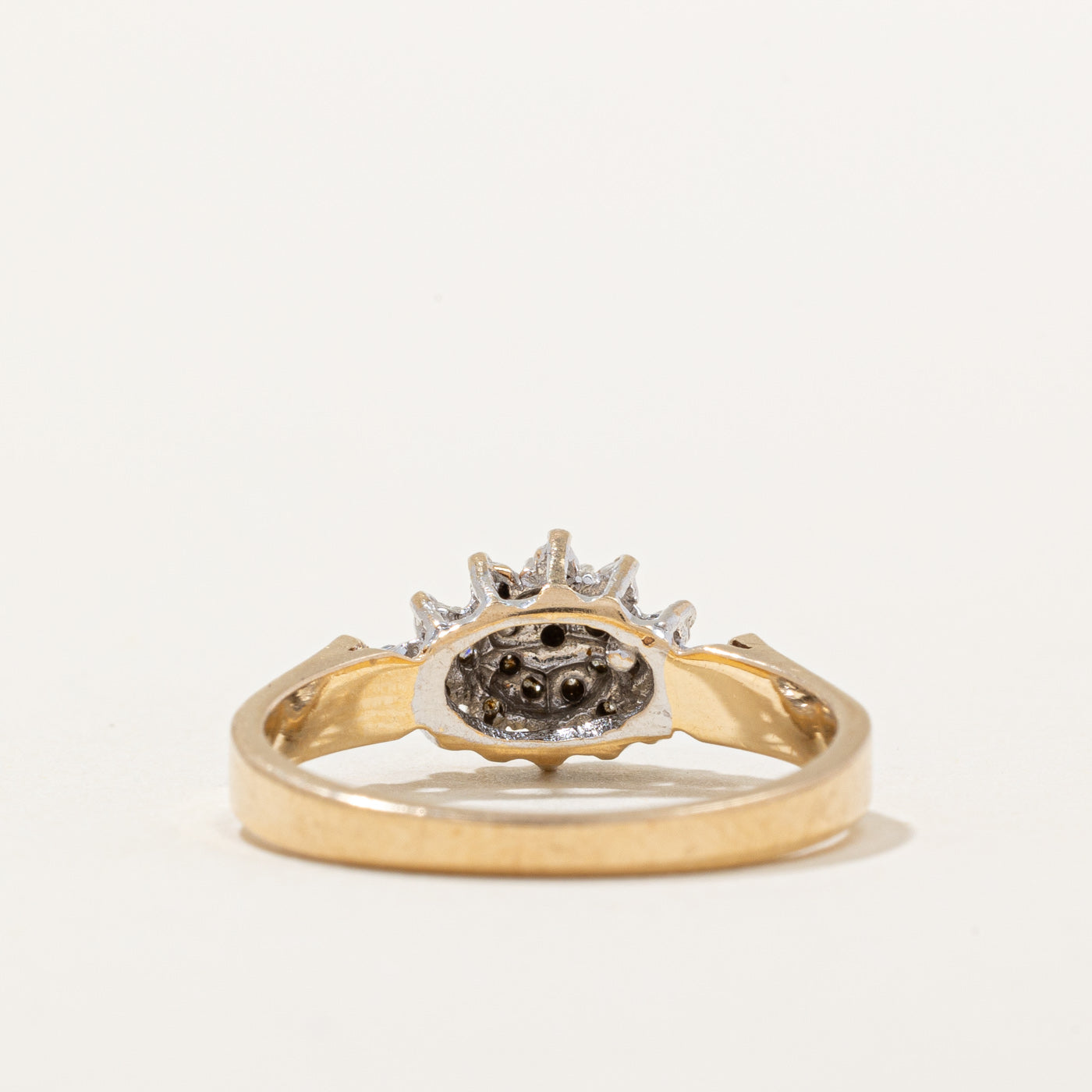 Diamond Cluster Cocktail Ring | 0.13ctw | SZ 6.75 |