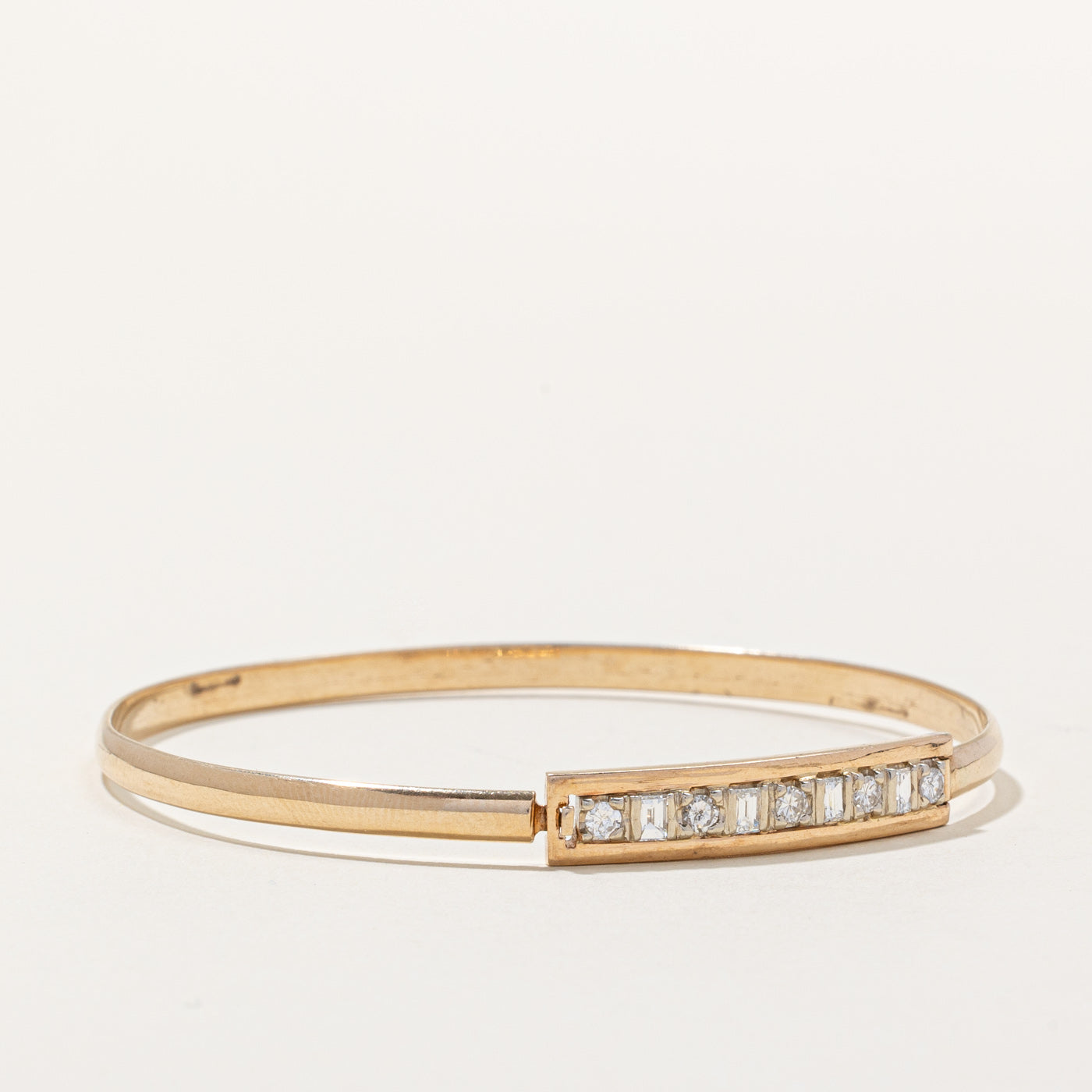 Diamond Closure Bangle | 0.37ctw | 6.5" |