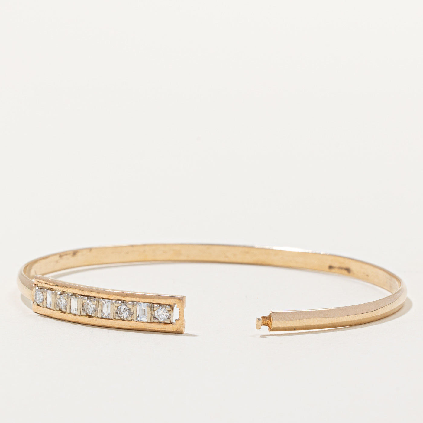 Diamond Closure Bangle | 0.37ctw | 6.5" |