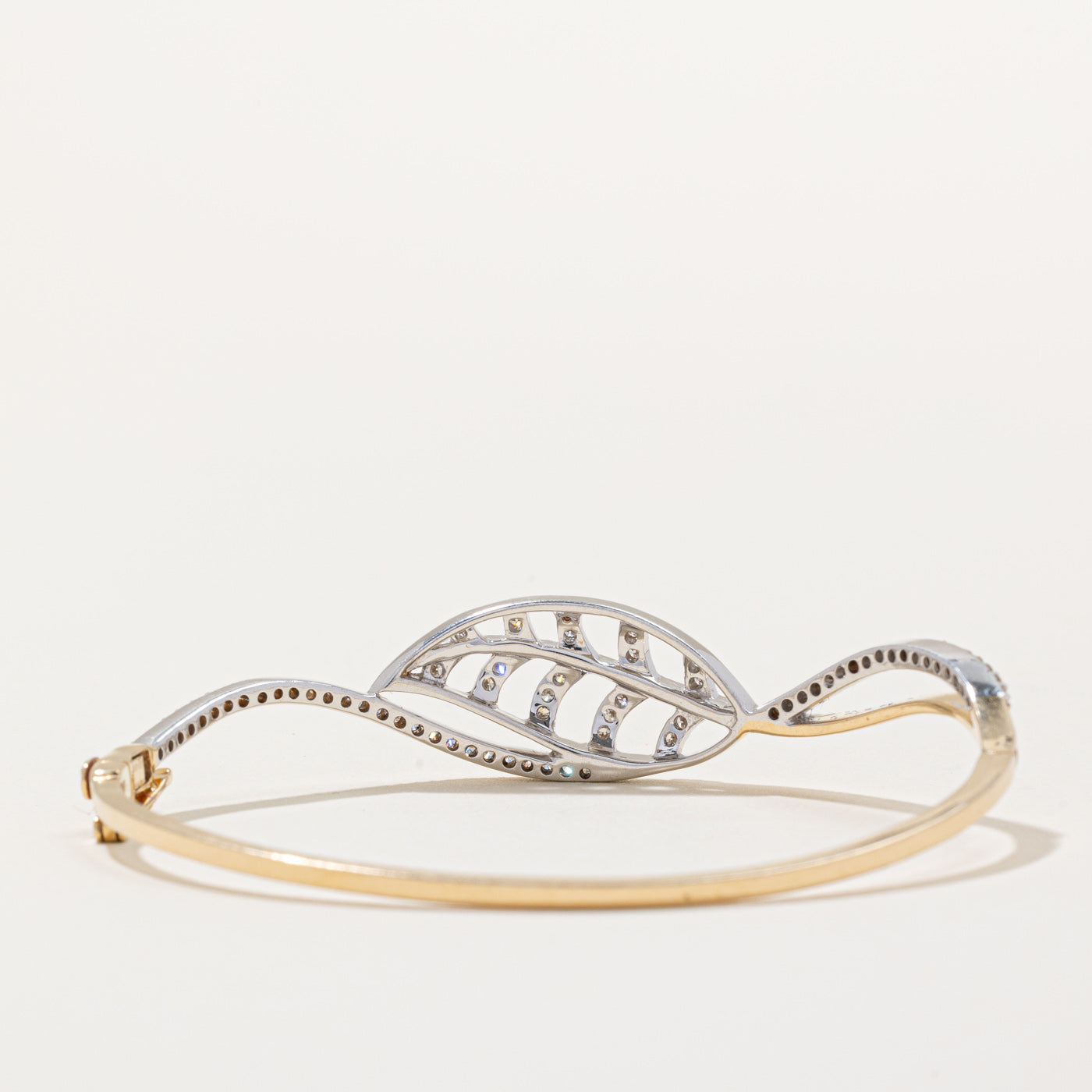 Diamond Leaf Bangle | 0.75ctw | 6" |