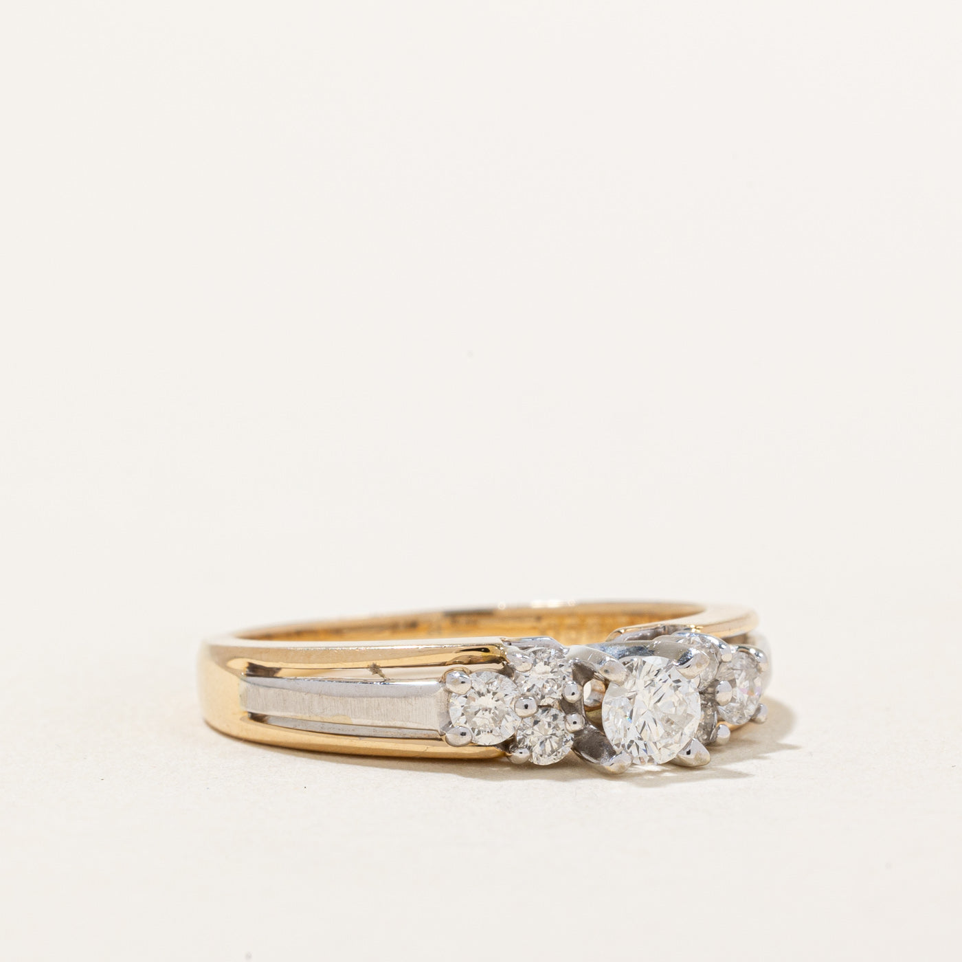 Cluster Set Diamond Ring | 0.46ctw | SZ 7 |