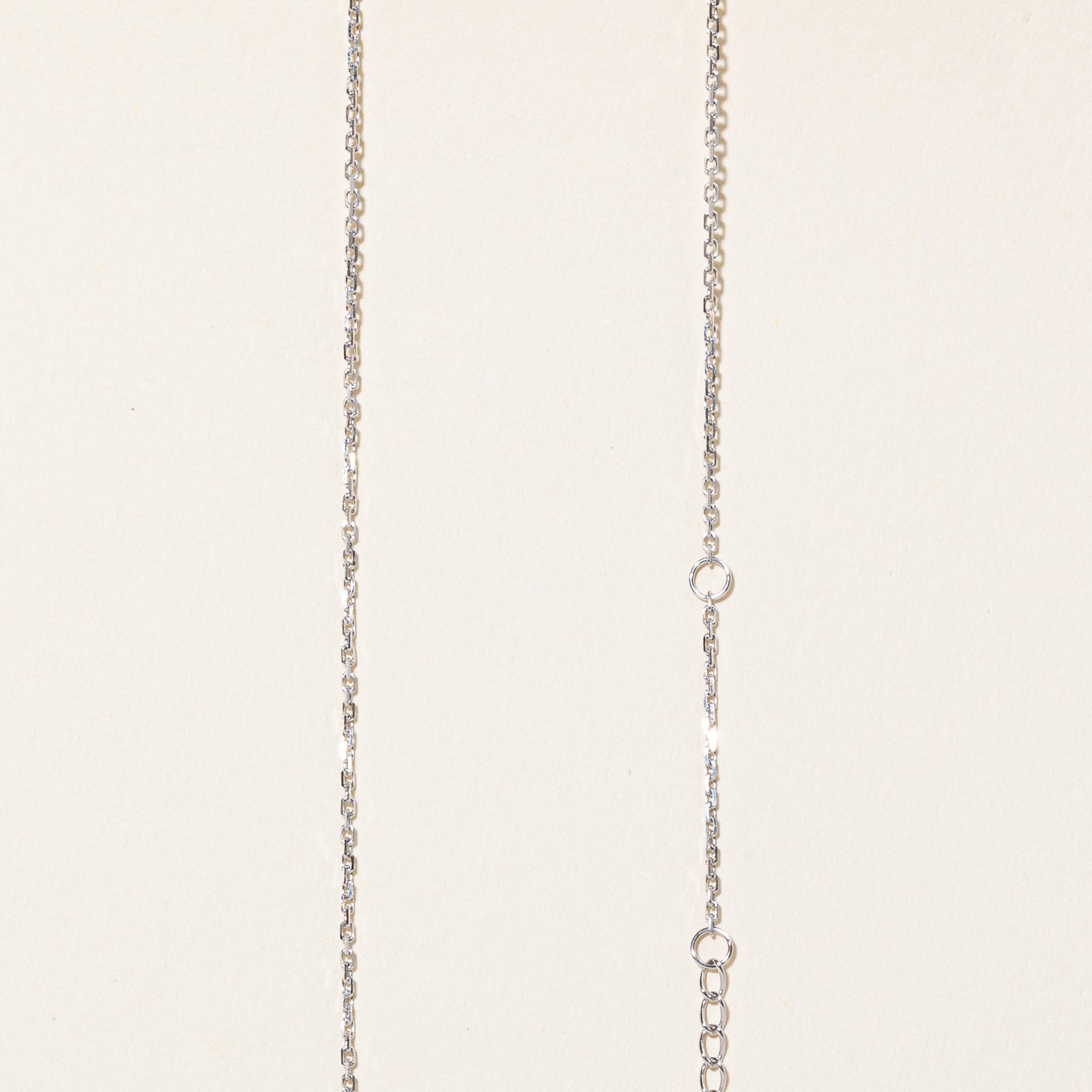 Diamond Flower Pendant Necklace | 0.35 | 18" |