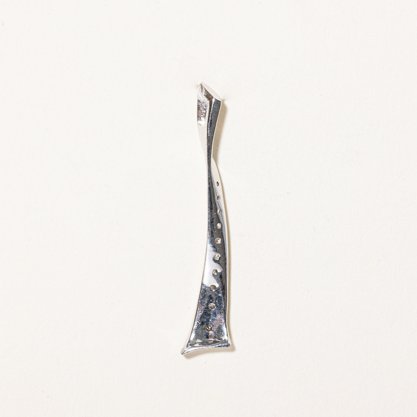 Curved Diamond Drop Pendant | 0.30ctw |