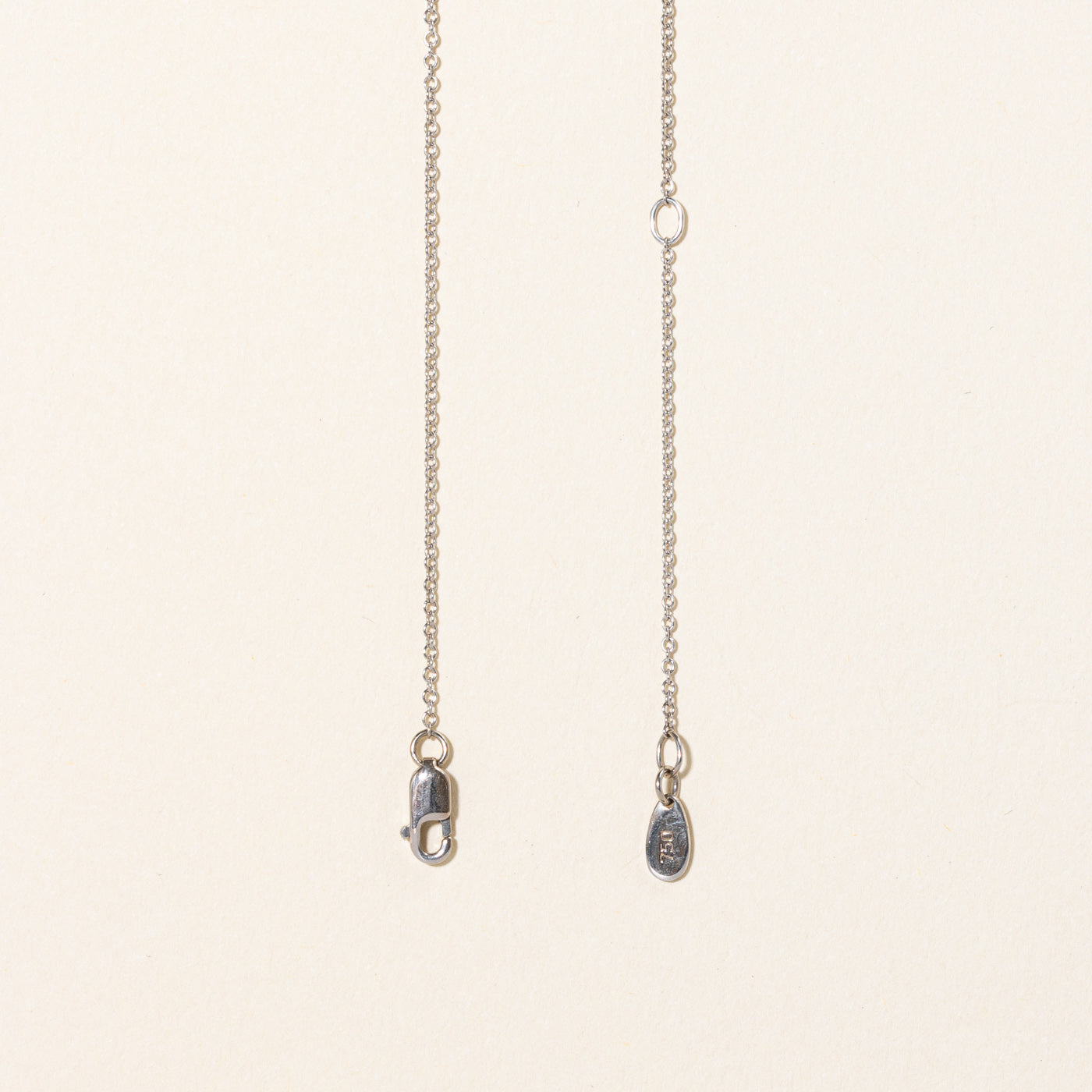 Collier pendentif initial « E » en diamant « Birks » | 0,10 ct | 45,7 cm |