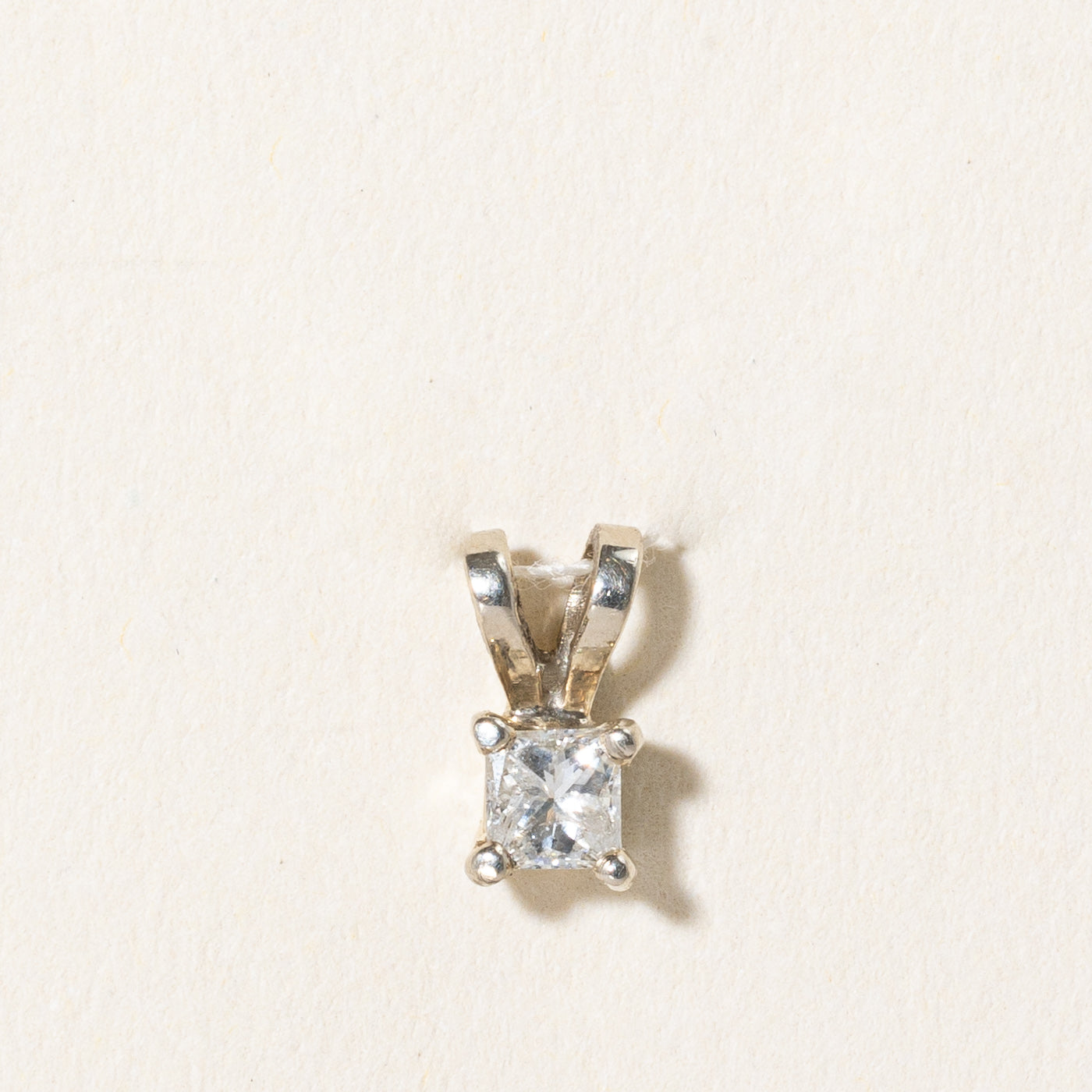 Pendentif en diamant taille princesse | 0,20 ct |