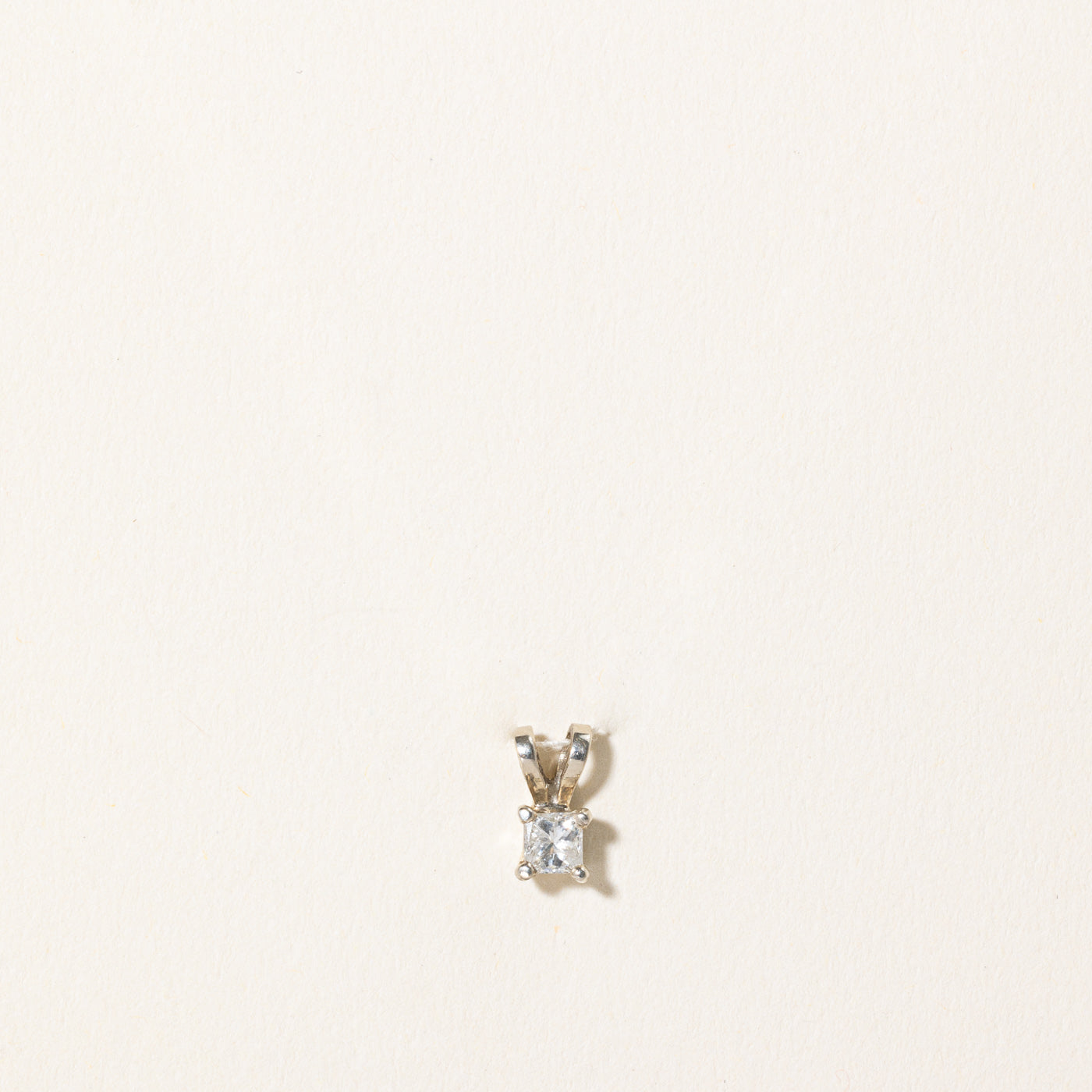 Pendentif en diamant taille princesse | 0,20 ct |