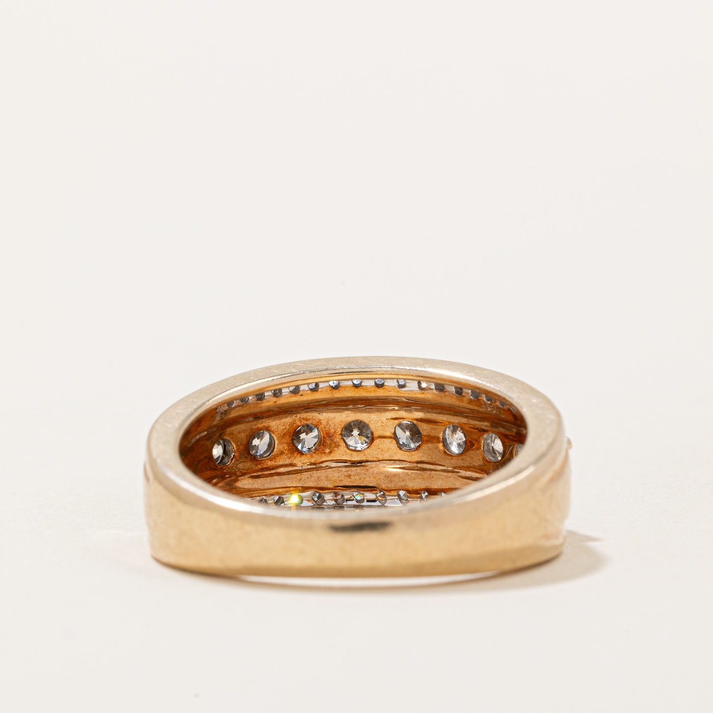 Diamond Ring | 0.92ctw | SZ 7 |