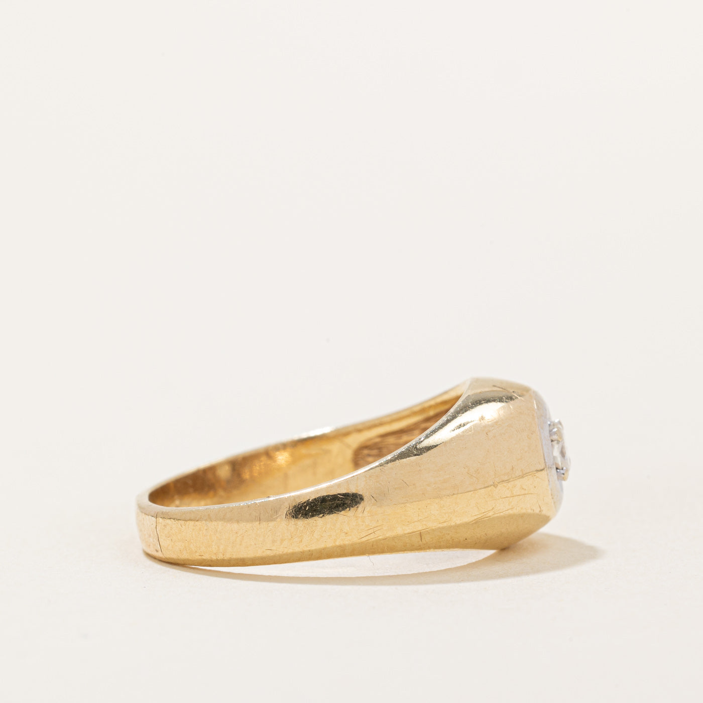Oval Cut Diamond Dome Ring | 0.11ct | SZ 10.5 |