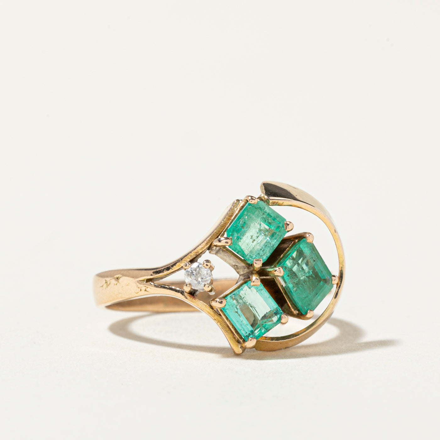 18k Three Stone Emerald & Diamond Openwork Ring | 1.11ctw, 0.04ctw | SZ 7.75