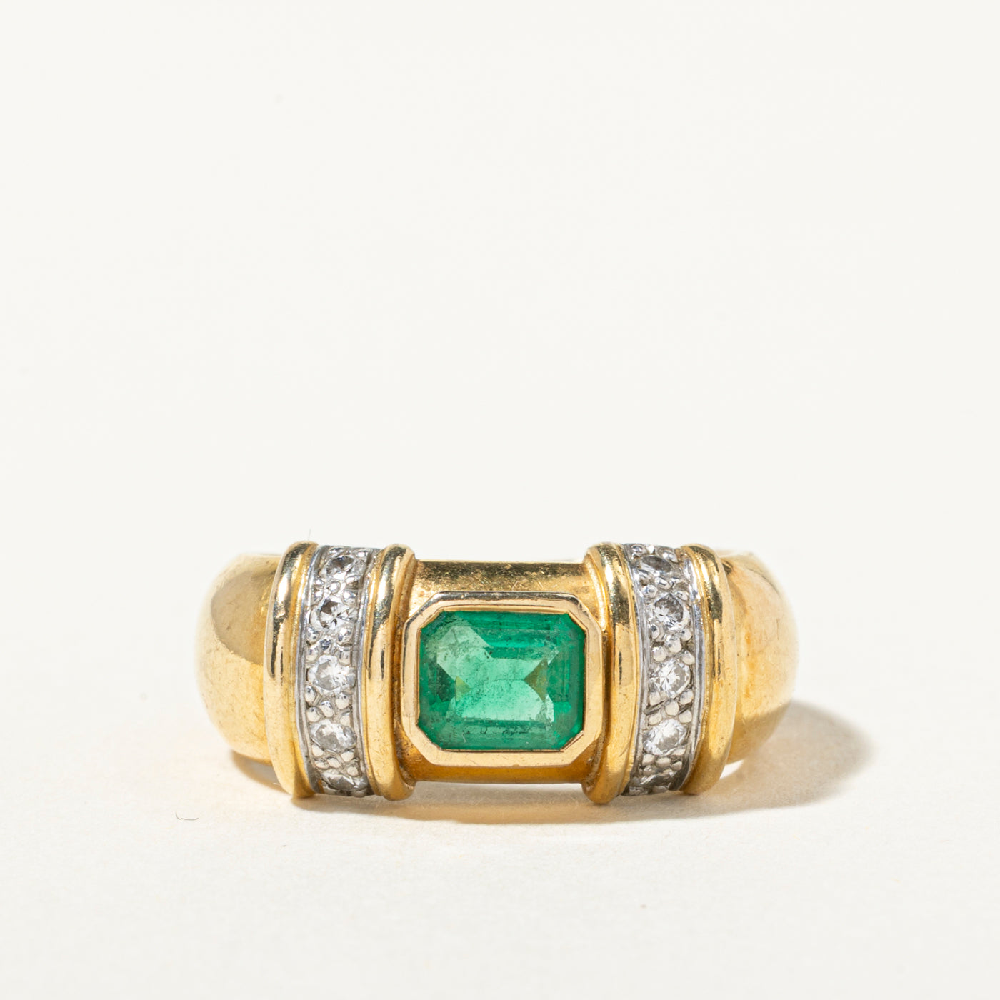 18k Emerald & Diamond Fluted Ring | 0.72ct, 0.23ctw | SZ 4