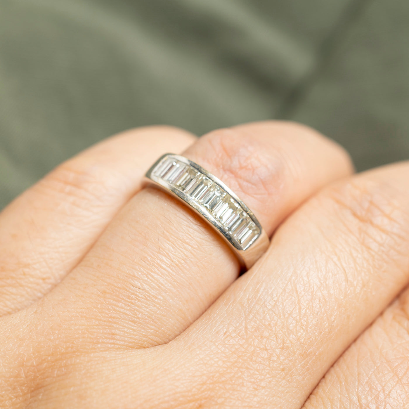 18k Baguette Cut Diamond Band | 1.40ctw | SZ 5.75