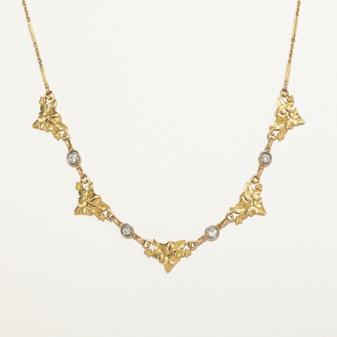 18K Bezel Set Diamond Floral Necklace | 0.40ctw | 17"