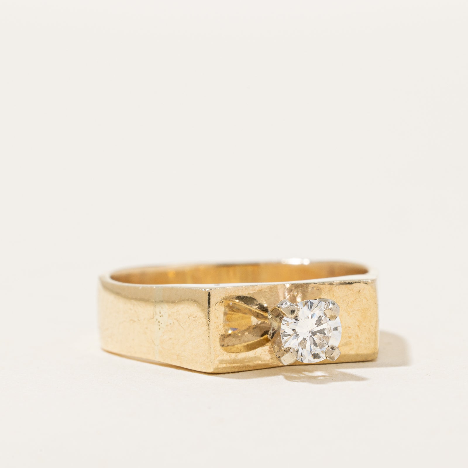 High Set Diamond Ring | 0.26ctw | SZ 7.5 |