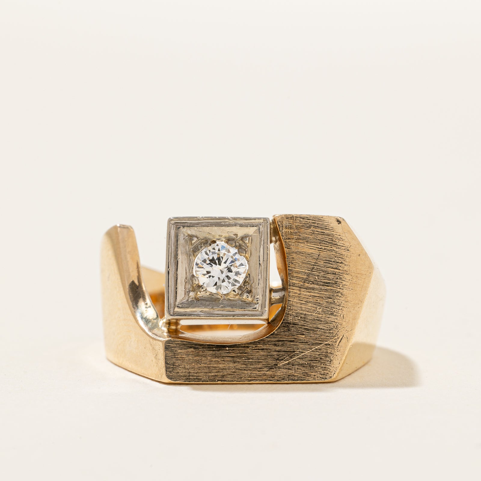 Abstract Diamond Ring | 0.17ct | SZ 8 |