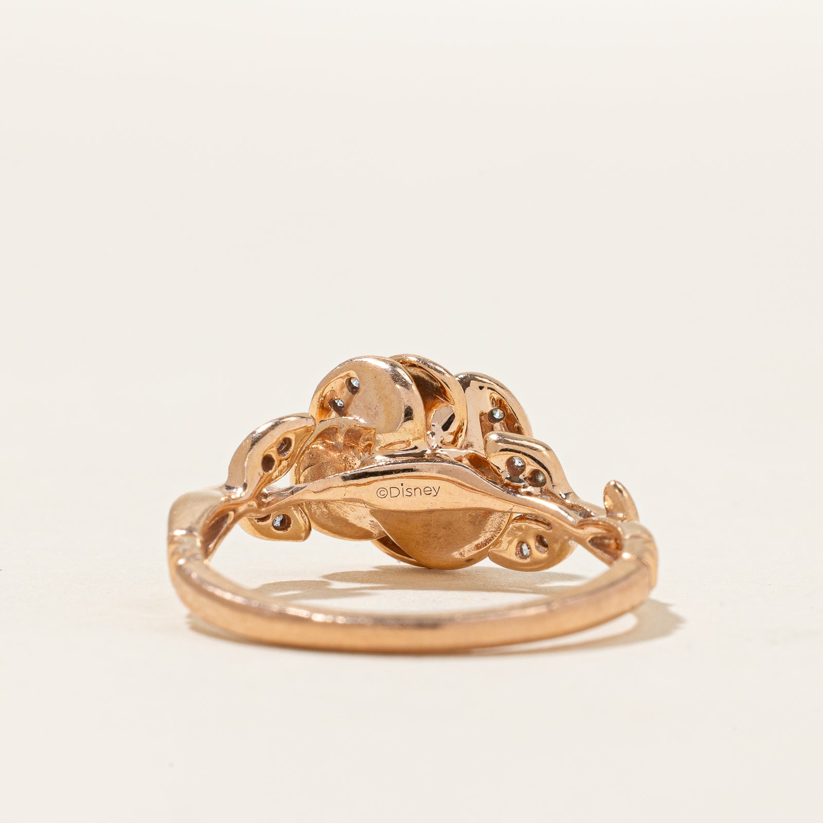 Bague en diamant motif rose « Disney » | 0,09 ct | Taille 6,75 |