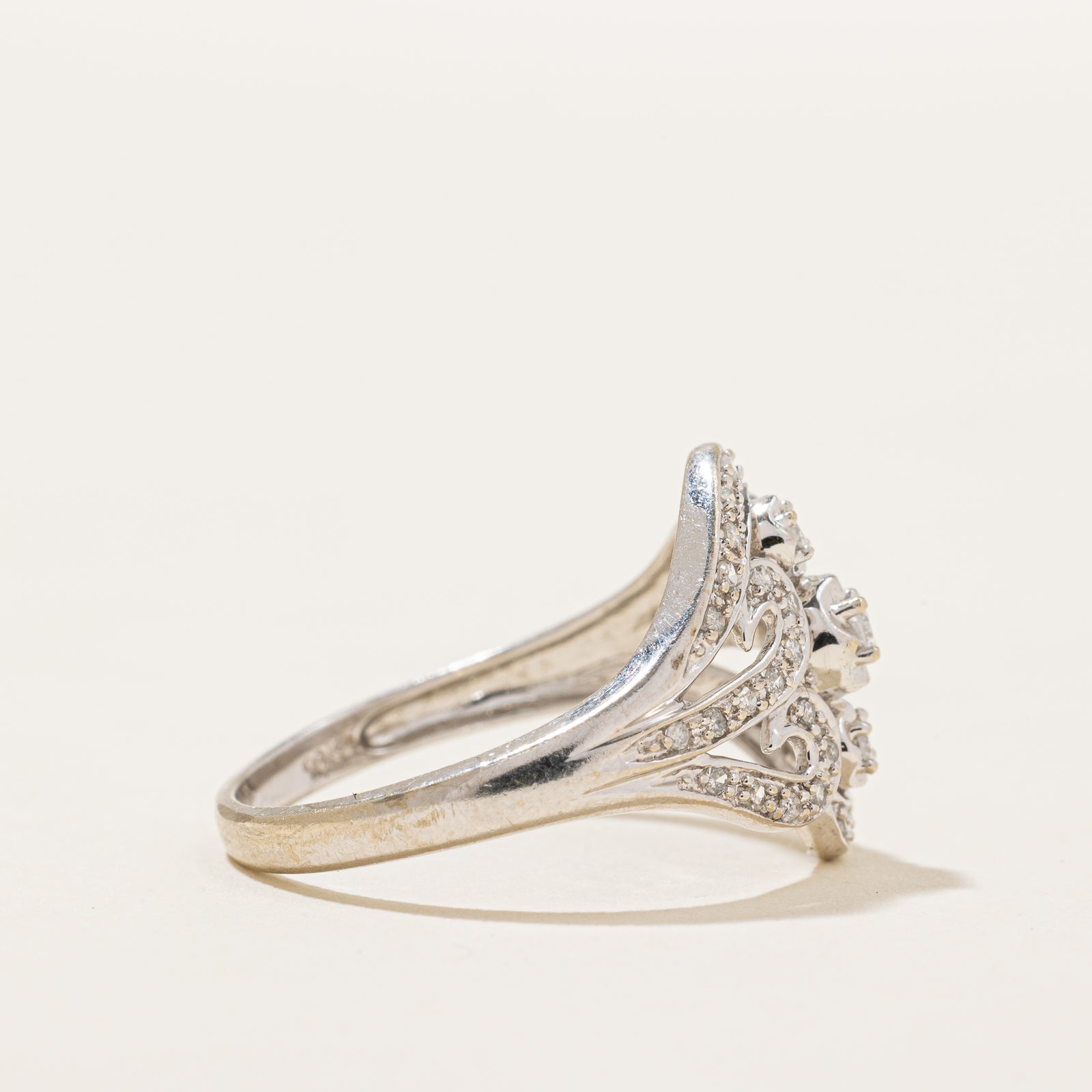 Bague ornée de diamants | 0,20 ct | Taille 6,5 |