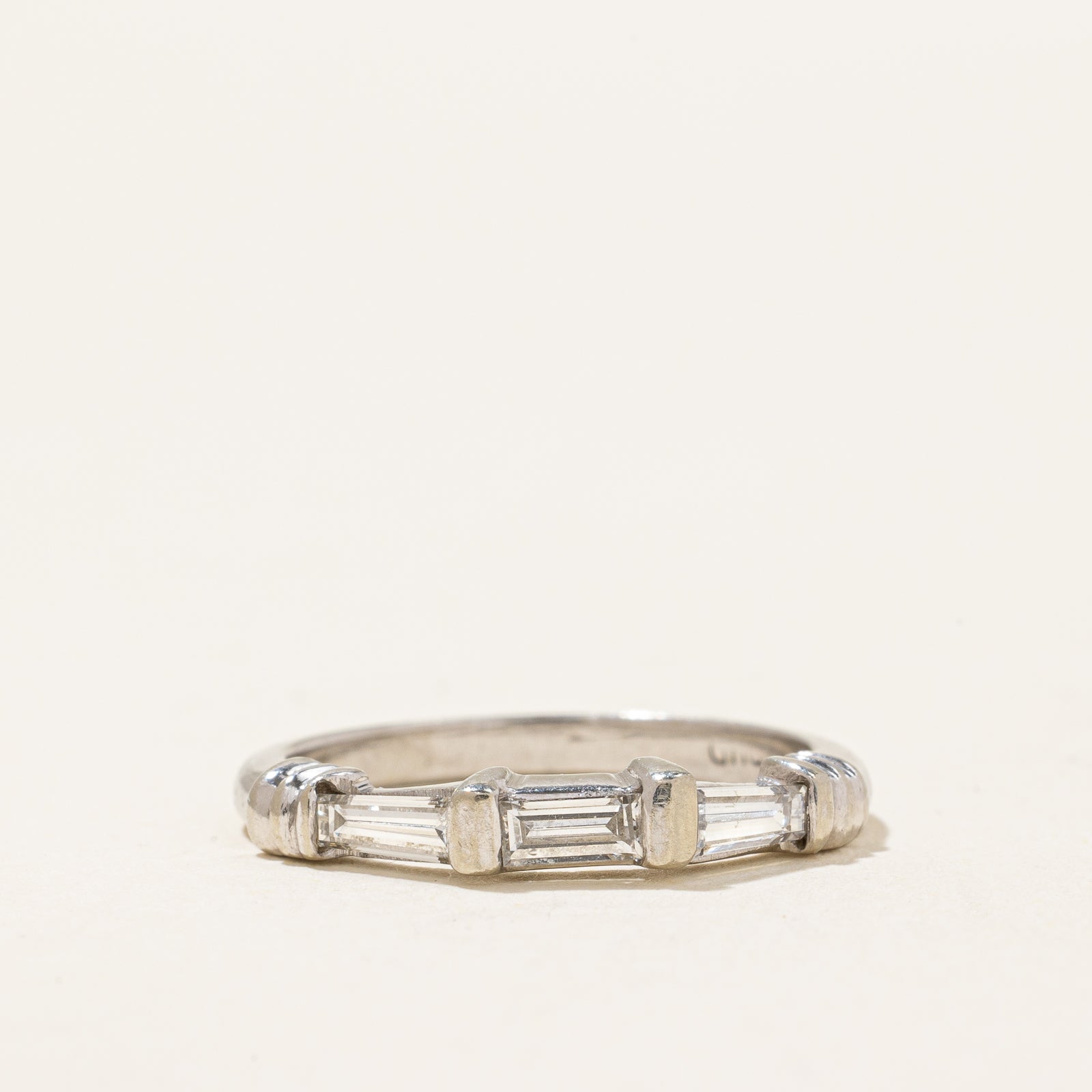 Bague en diamant baguette | 0,24 ct | Taille 4,25 |