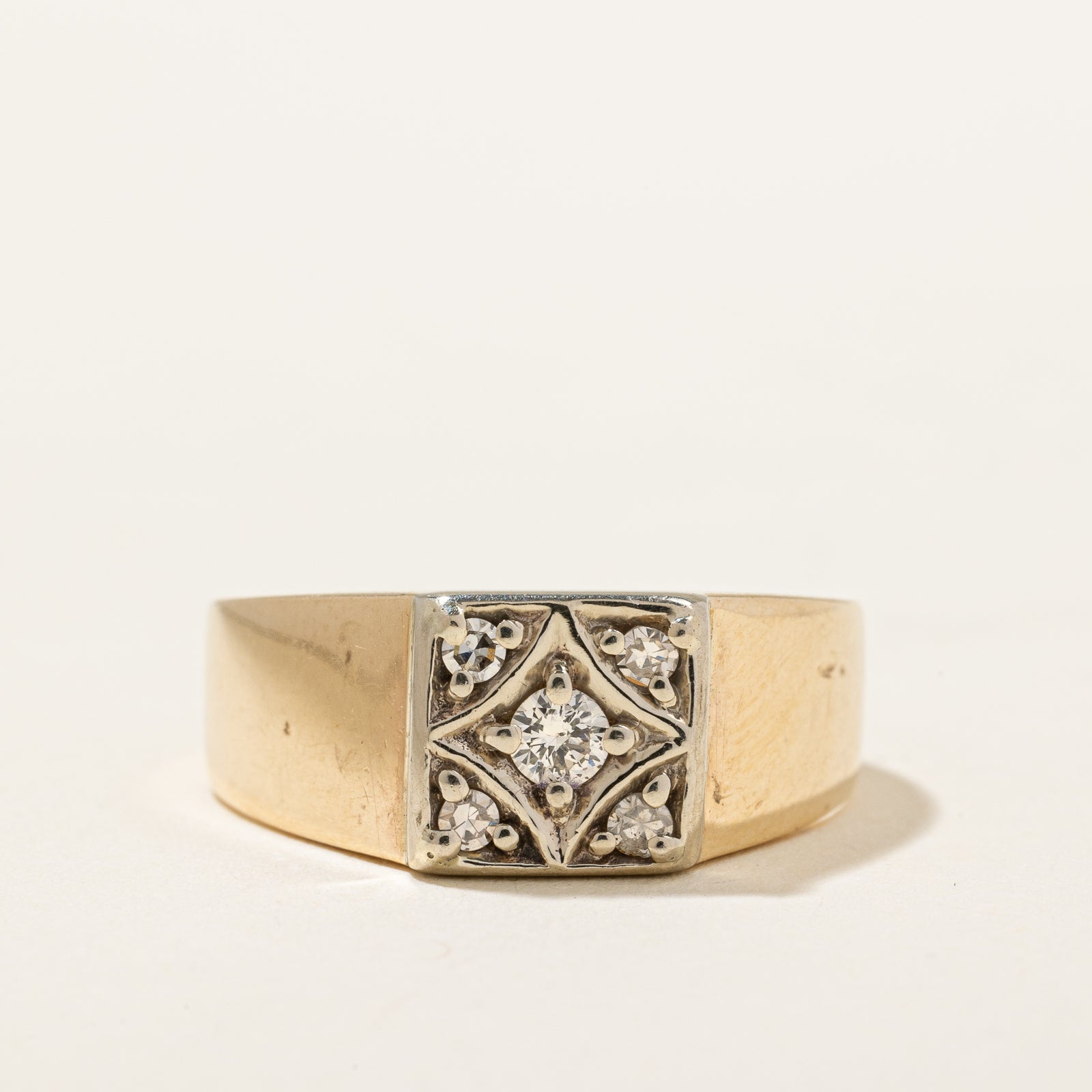 Diamond Cluster Ring | 0.19ctw | SZ 8 |