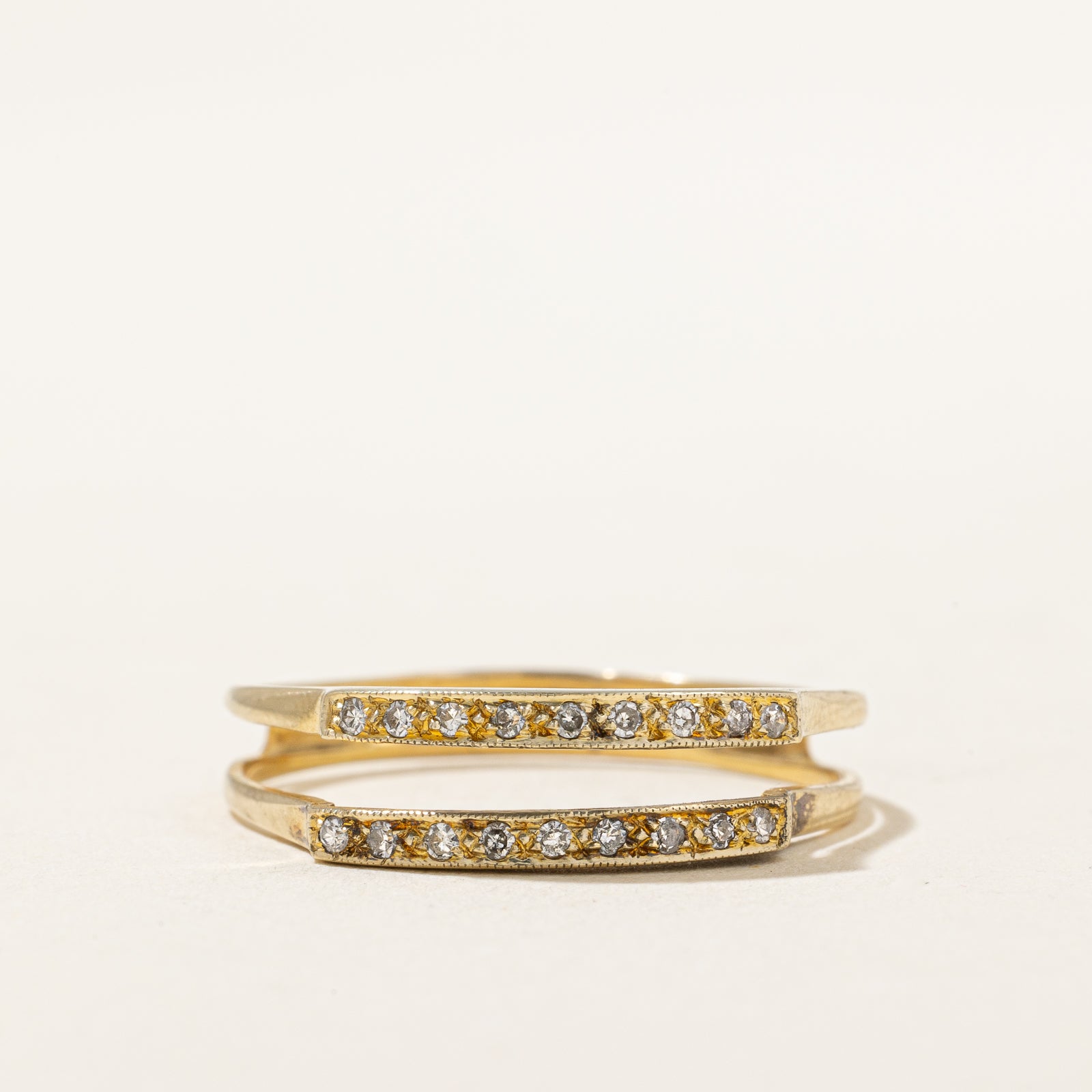 Bague ouverte à double rangée de diamants | 0,12 ct | Taille 9,25 |