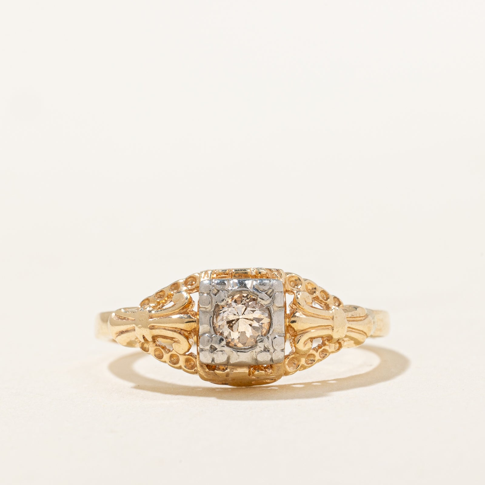 Bague ornée d'un diamant taille ancienne européenne | 0,14 ct | Taille 4,5 |