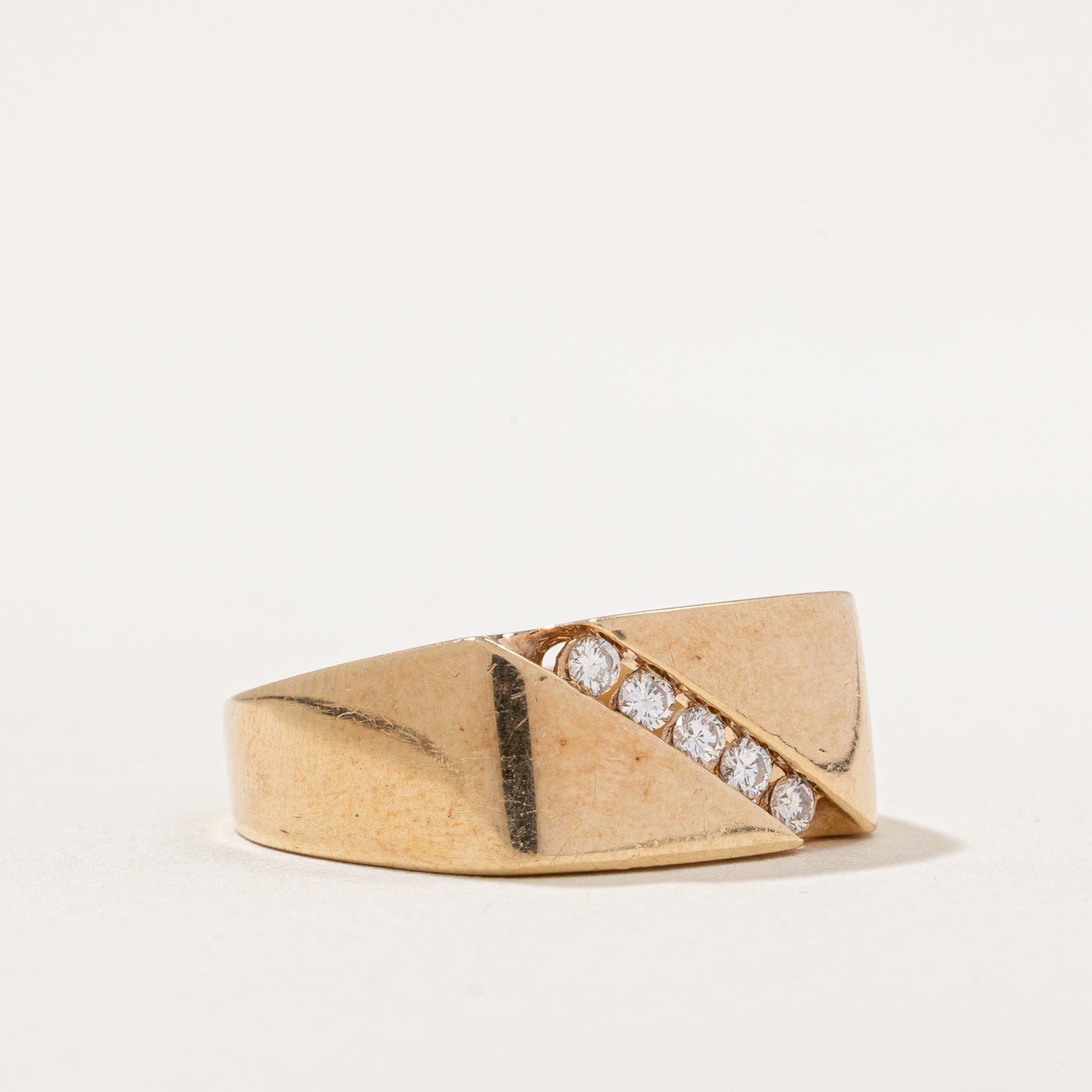 Diamond Diagonal Row Band | 0.20ctw | SZ 11 |