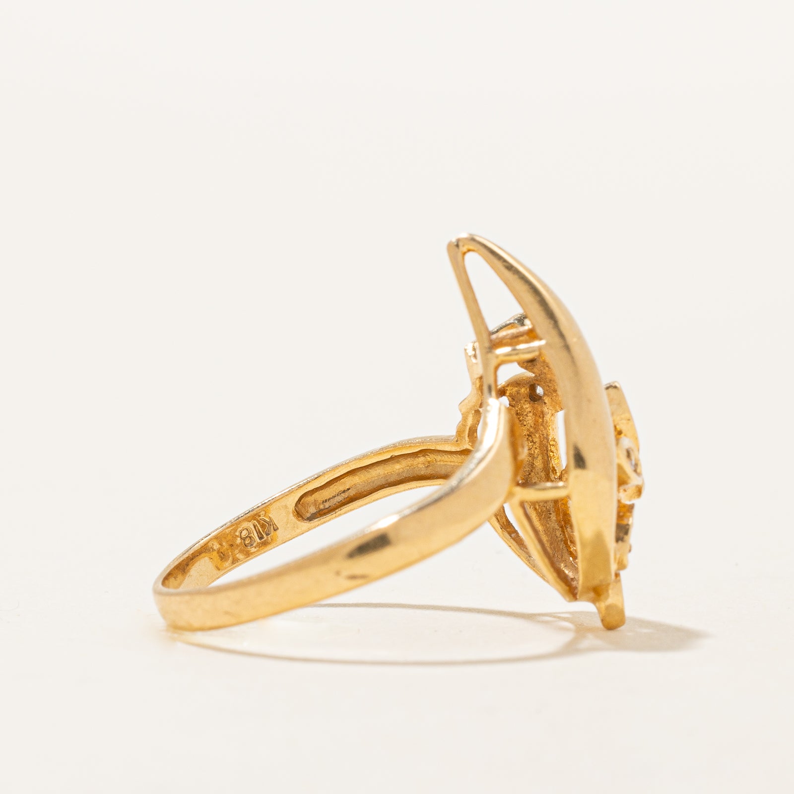 Diamond Flower Ring | 0.07ctw | SZ 6.25 |