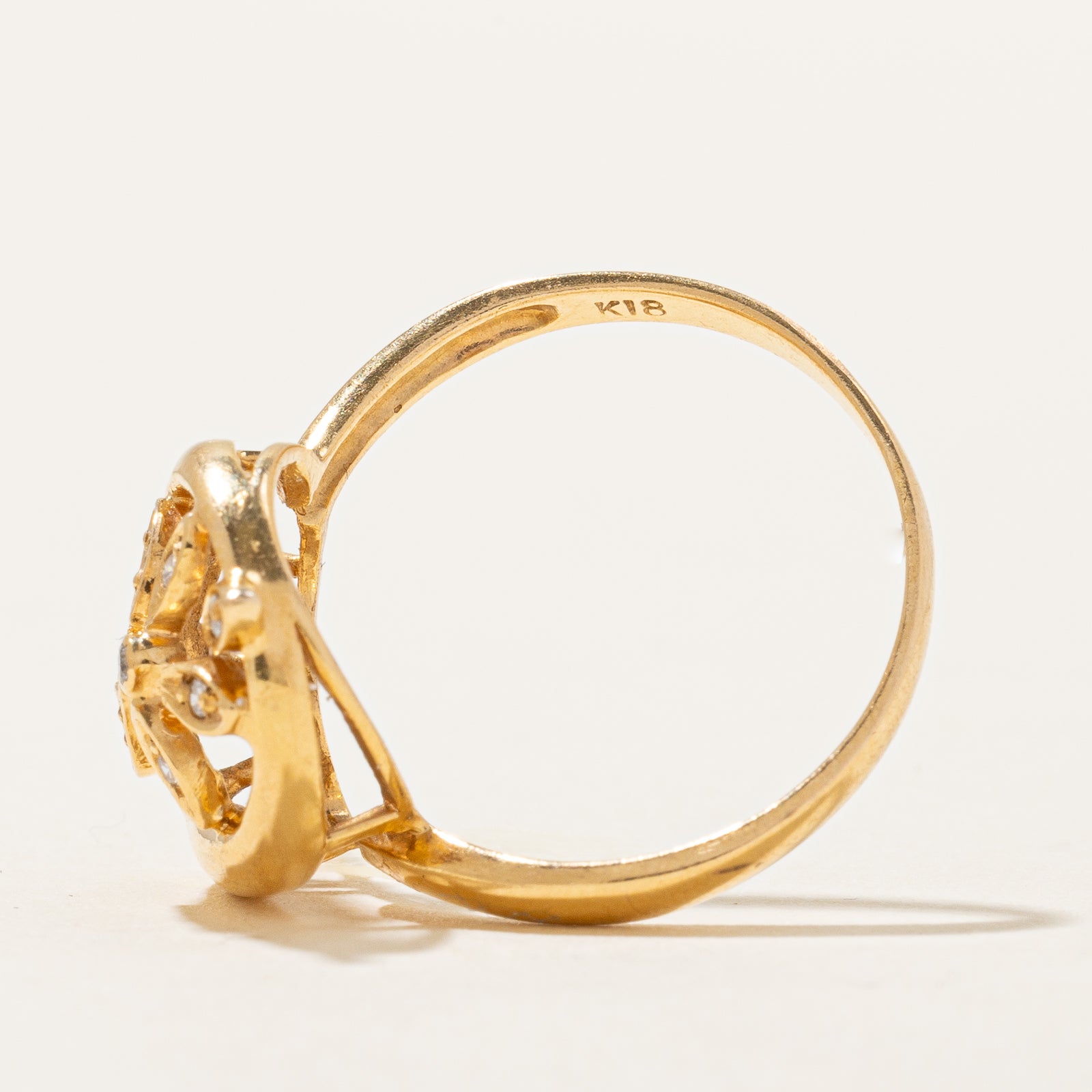Diamond Flower Ring | 0.07ctw | SZ 6.25 |