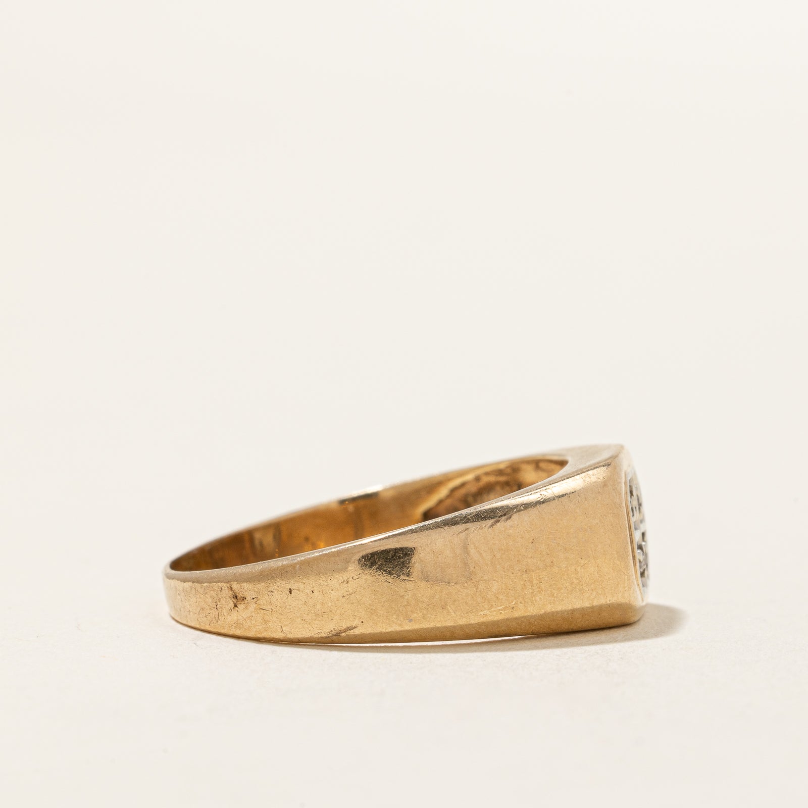 Diamond Signet Ring | 0.03ctw | SZ 9.25 |