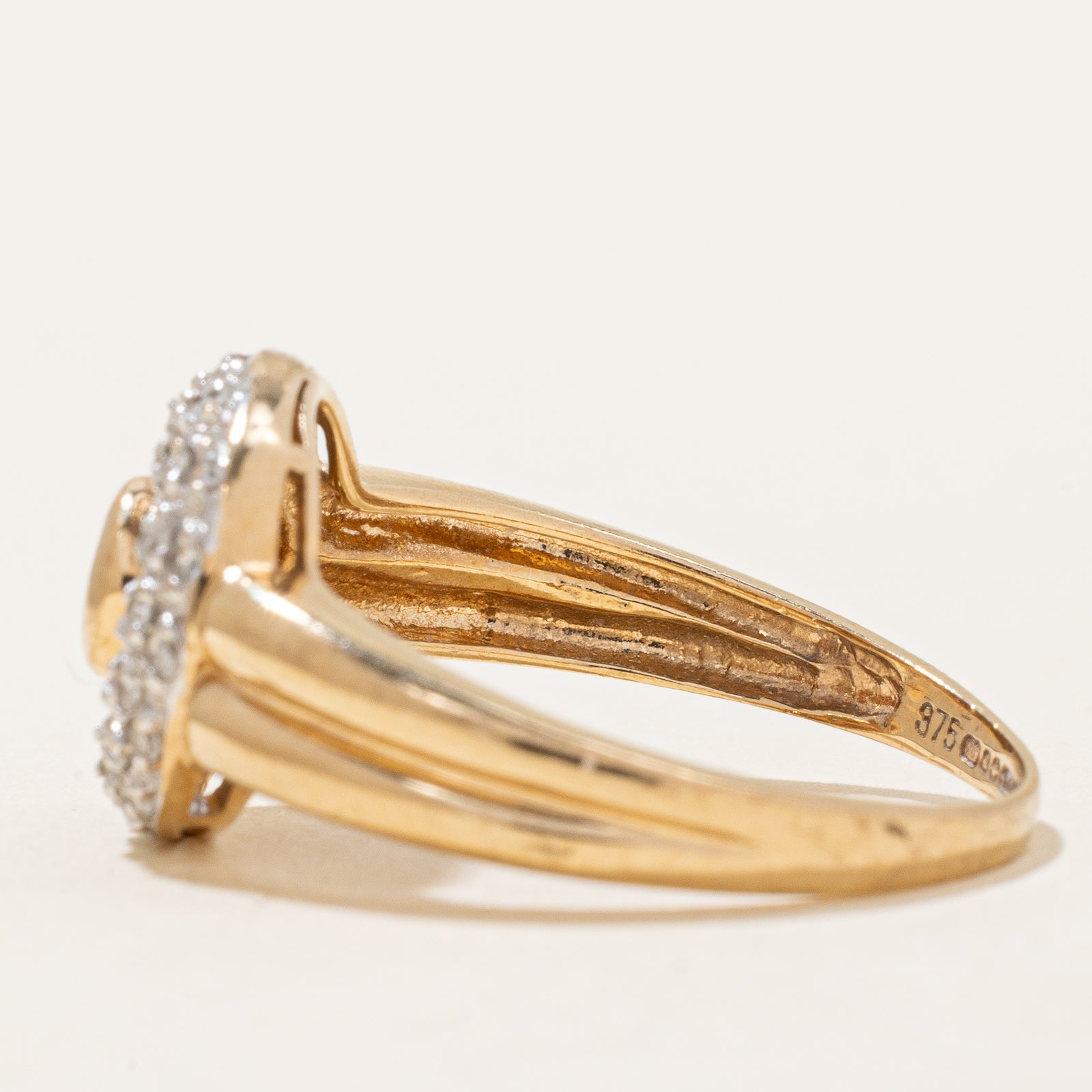 Bezel Set Diamond Halo Ring | 0.26ctw | SZ 7.25 |