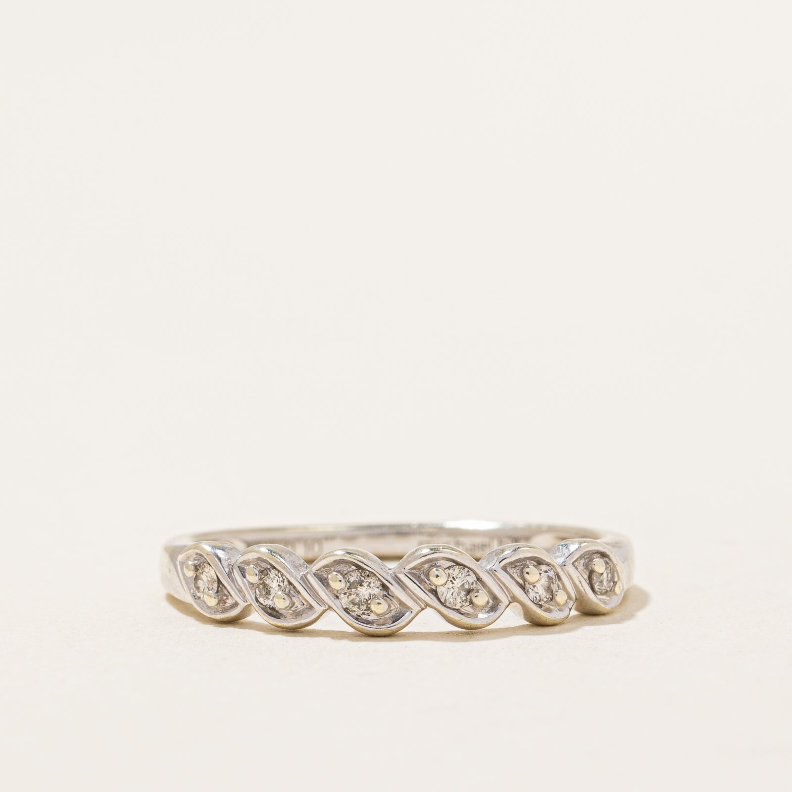 Diamond Band | 0.10ctw | SZ 6.5 |