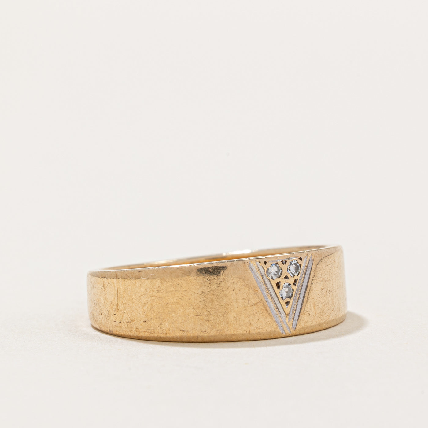 Diamond Band | 0.05ctw | SZ 9.25 |