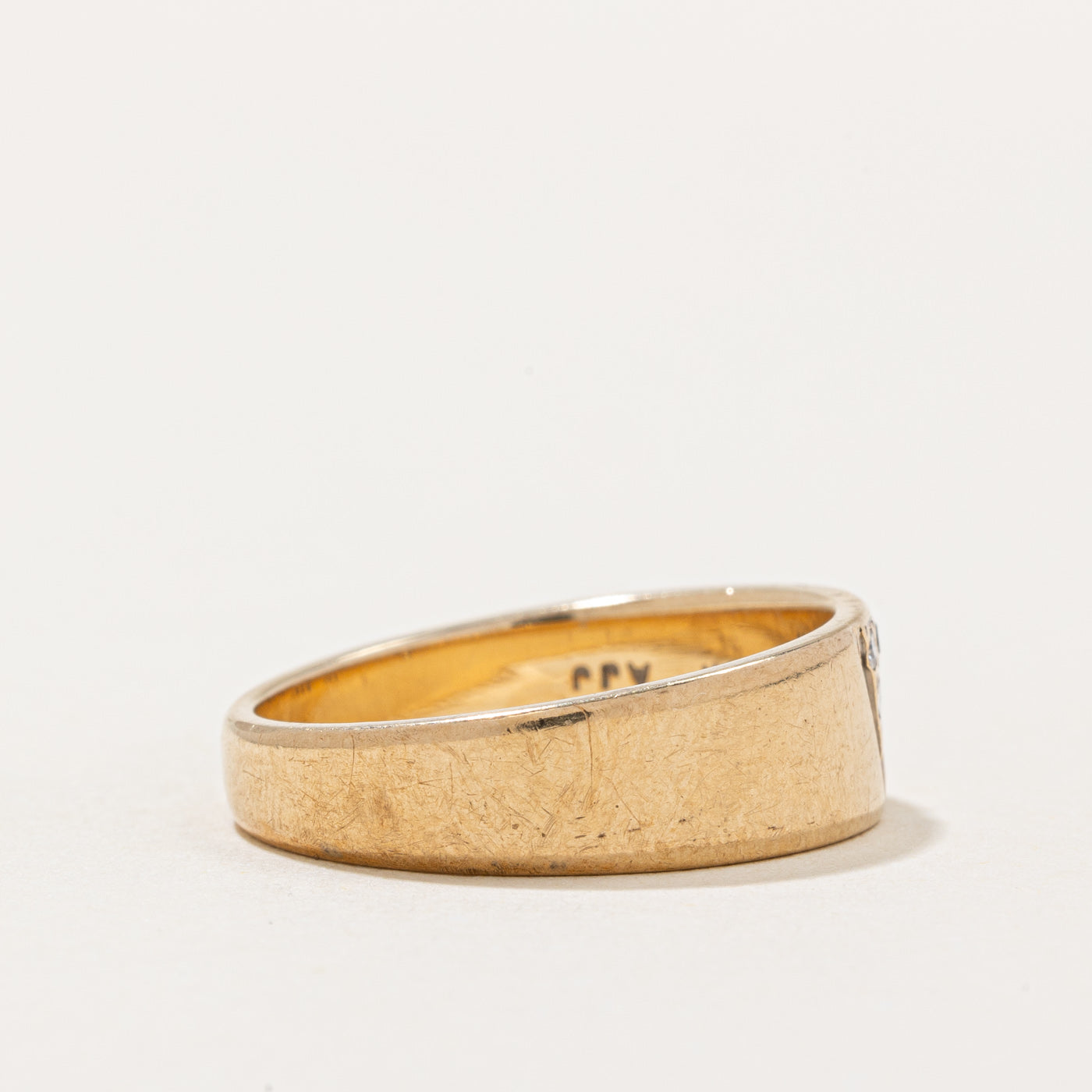 Diamond Band | 0.05ctw | SZ 9.25 |