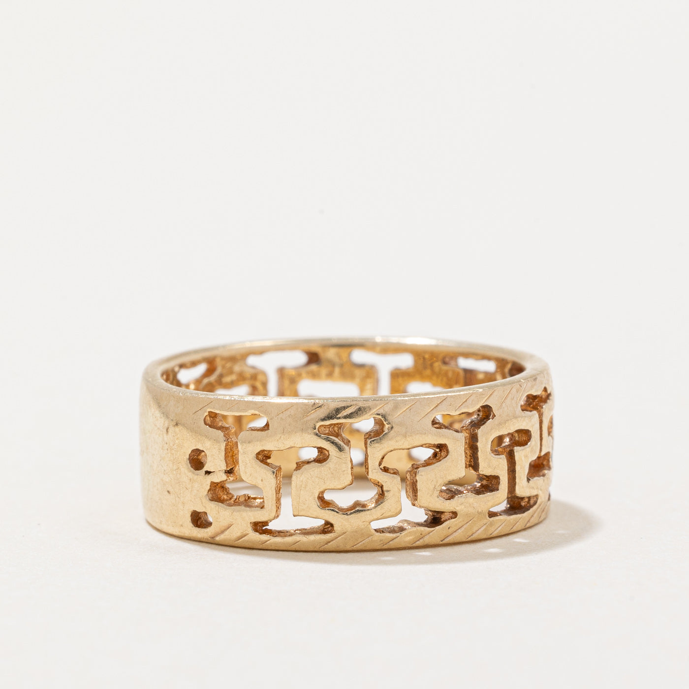 Flush Set Diamond Cut Out Band | 0.06ctw | SZ 7.5 |