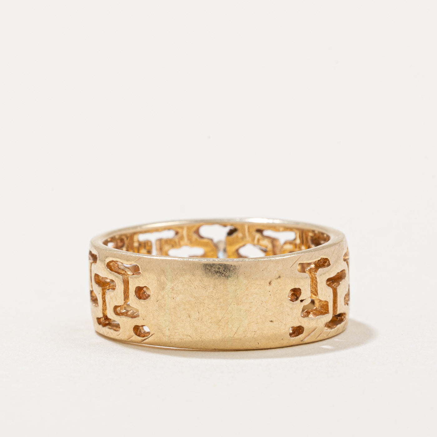 Flush Set Diamond Cut Out Band | 0.06ctw | SZ 7.5 |