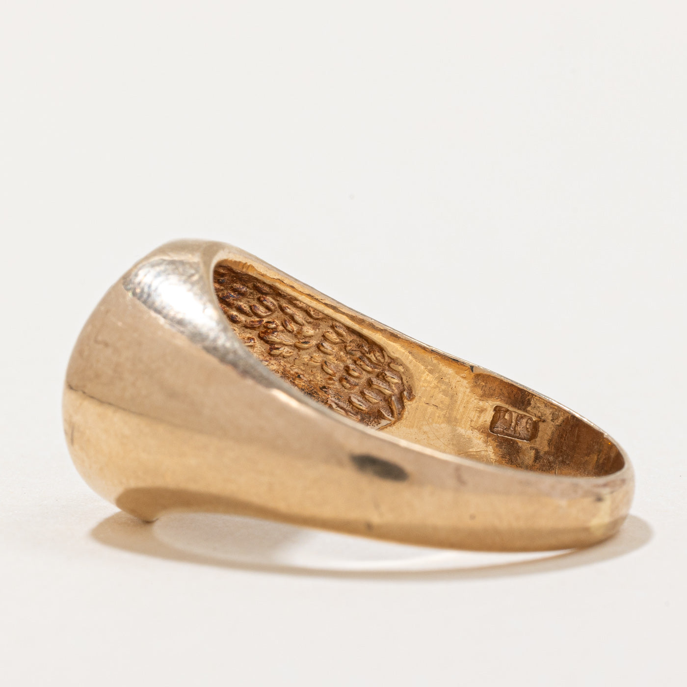 Pave Set Diamond Oval Shaped Signet Ring | 0.23ctw | SZ 10.5 |
