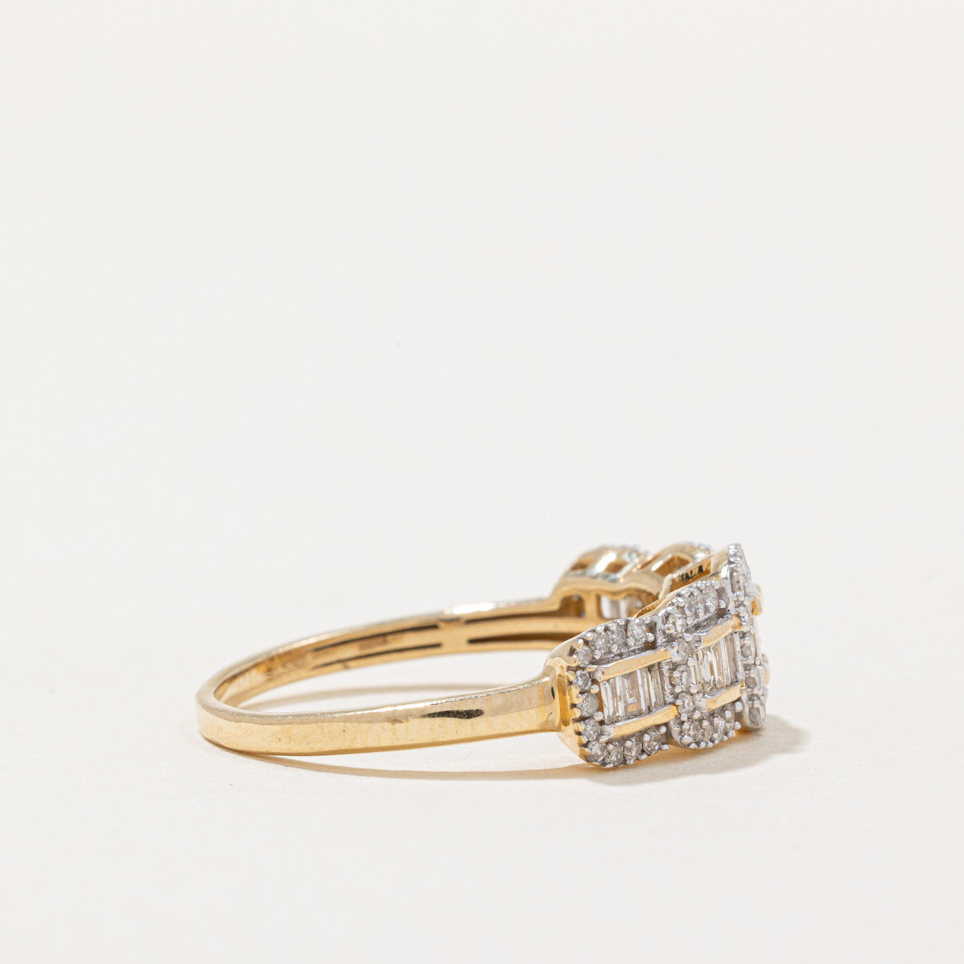 Diamond Cocktail Ring | 0.59ctw | SZ 7.25 |