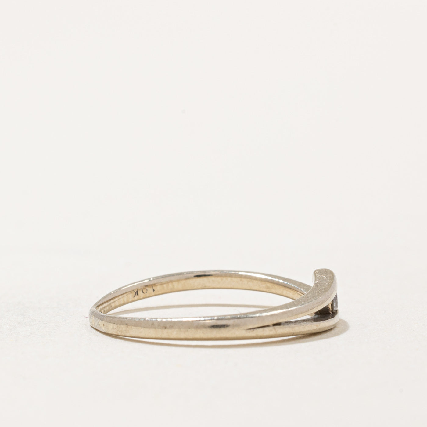 Bague sertie de diamants en tension | 0,02 ct | Taille 6,5 |
