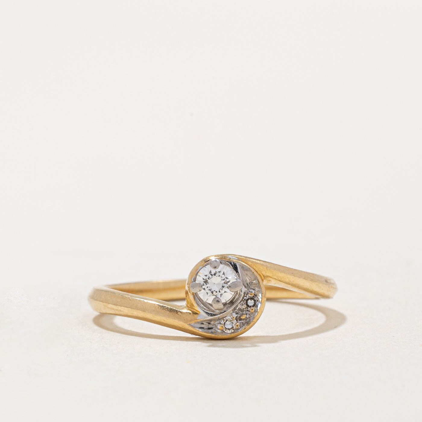 Diamond Bypass Ring | 0.12ctw | SZ 5.75 |