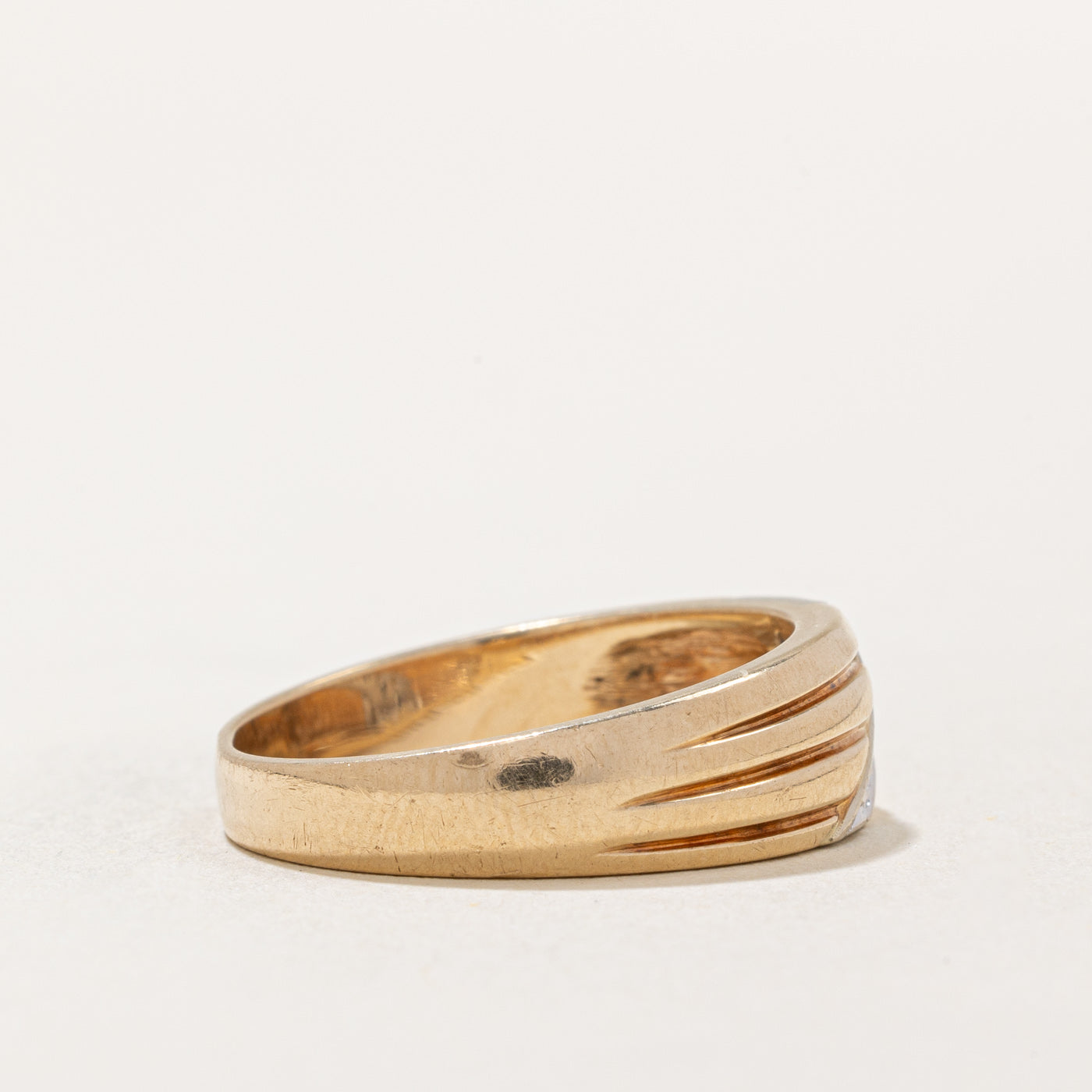 Diamond Diagonal Row Ring | 0.05ctw | SZ 9.75 |