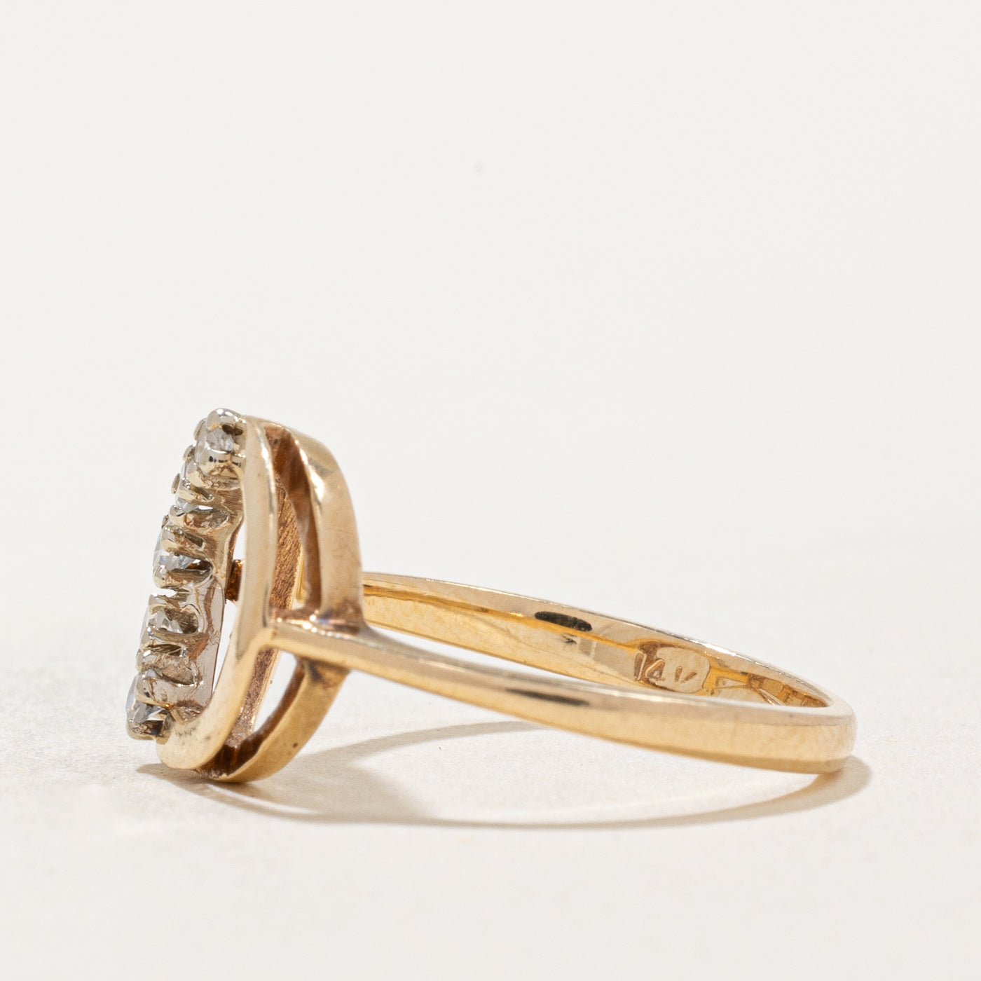 Diamond Circle Ring | 0.10ctw | SZ 4.25 |