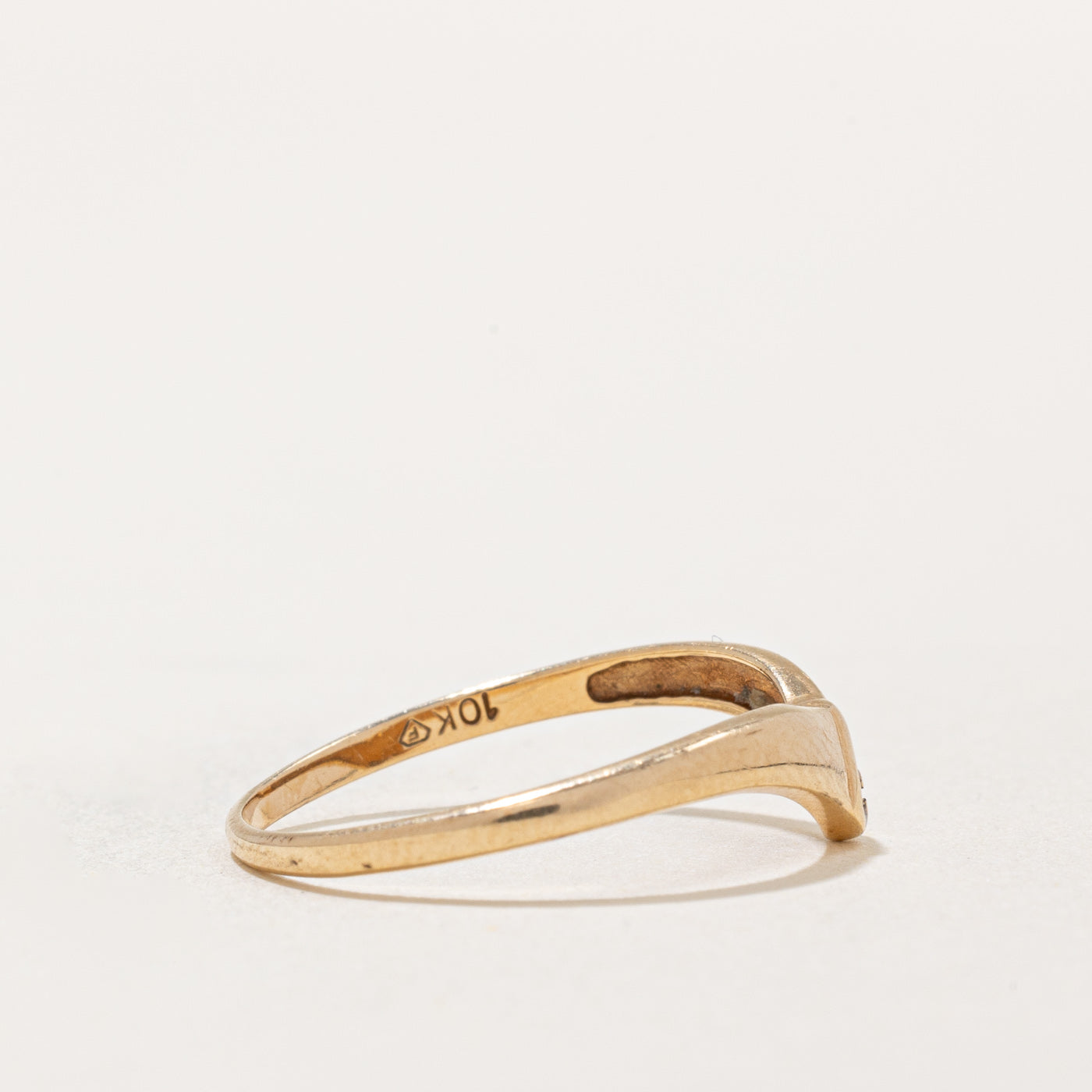 Bague chevron en diamant | 0,006 ct | Taille 7 |