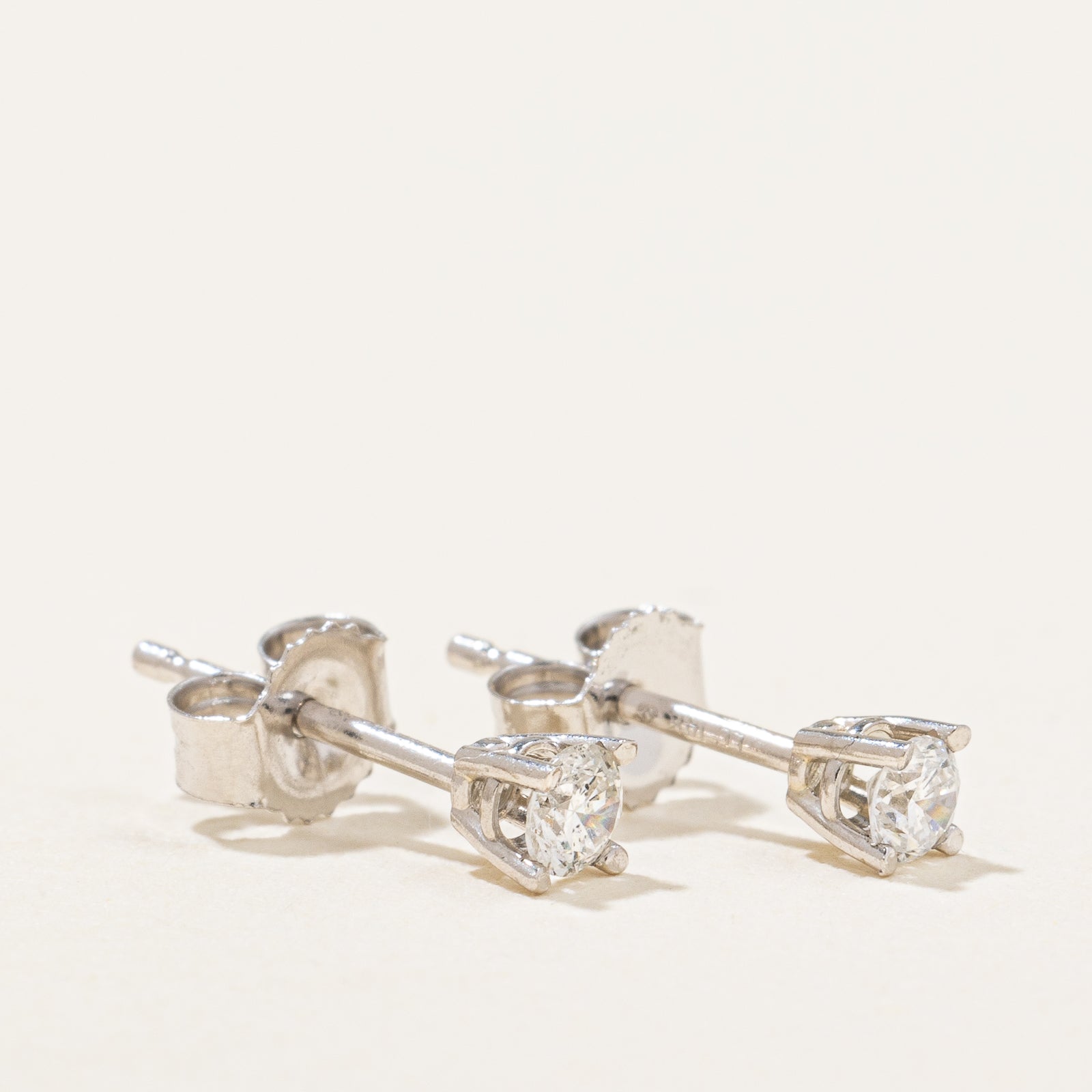 Boucles d'oreilles puces en diamant | 0,12 ct |