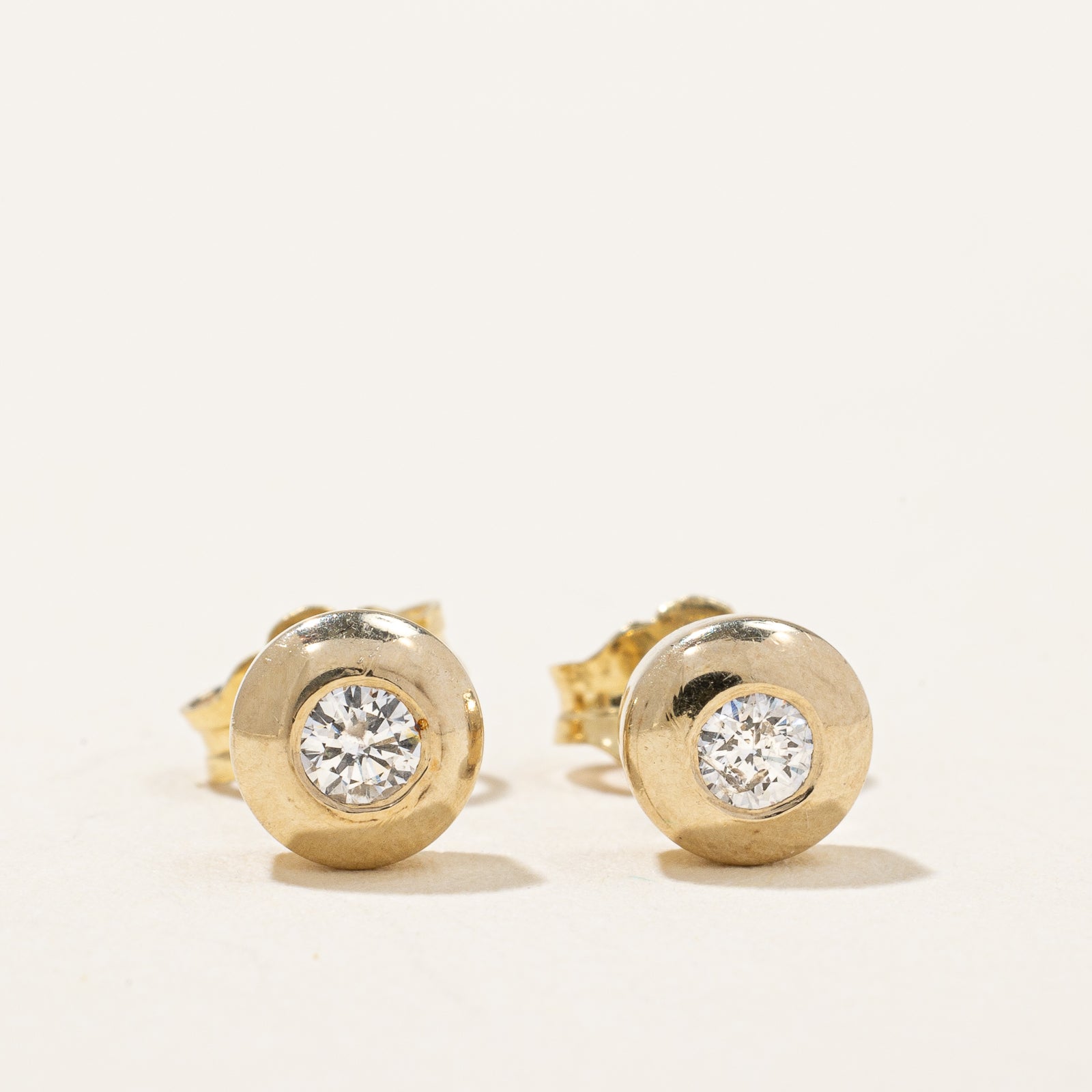 Boucles d'oreilles puces en diamant serti clos | 0,16 ct |